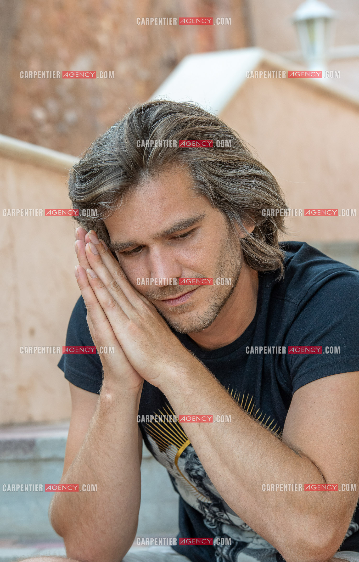 Portrait du ténor Amaury Vassili lors de ses vacances d'été a Toulon dans le Var.  ( Exclusif )