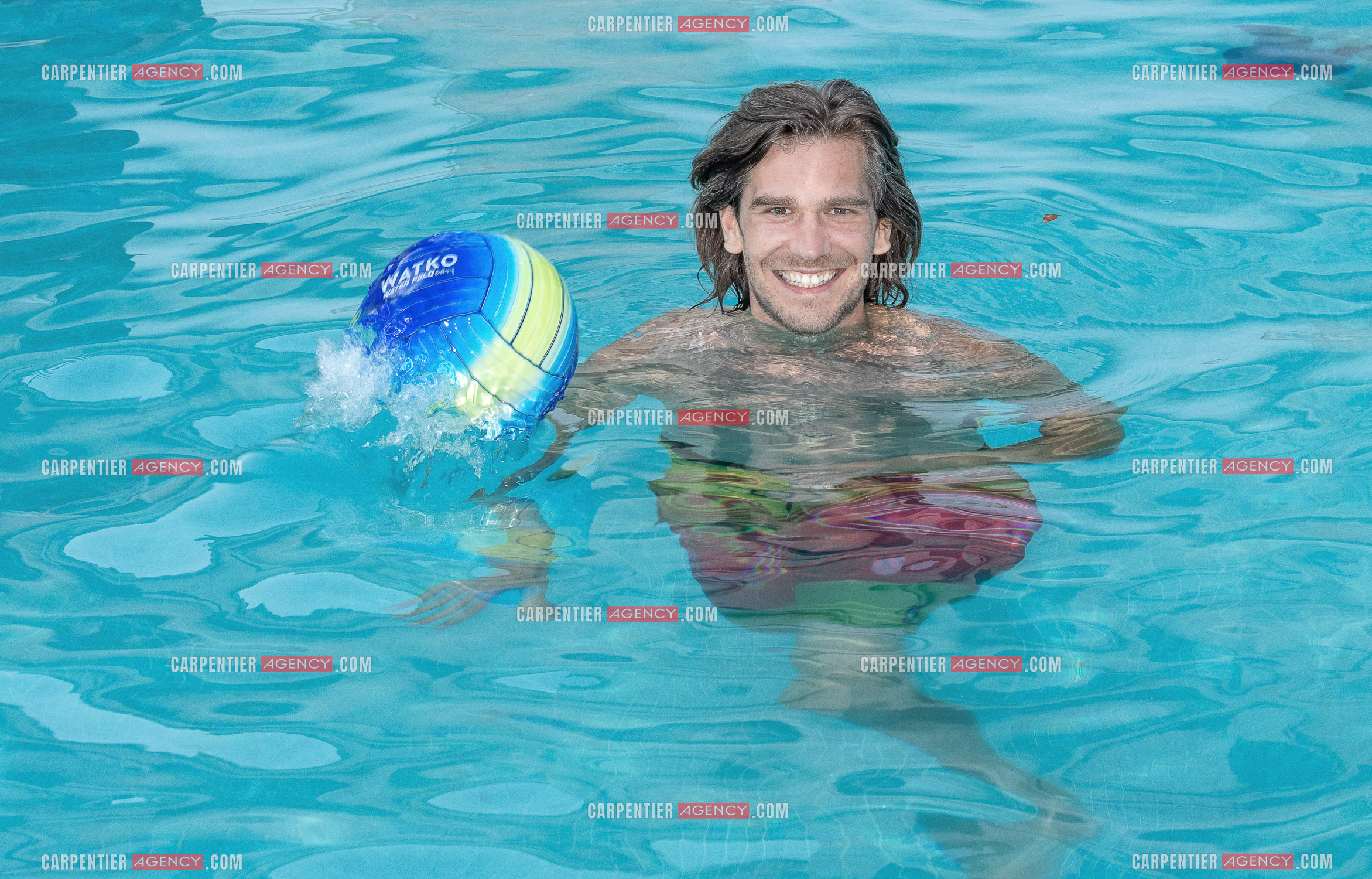 Le ténor Amaury Vassili lors de ses vacances d'été a Toulon dans le Var.  ( Exclusif )