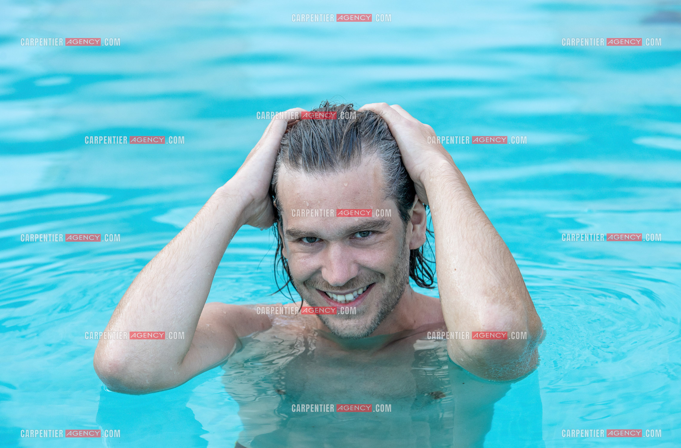Le ténor Amaury Vassili lors de ses vacances d'été a Toulon dans le Var.  ( Exclusif )