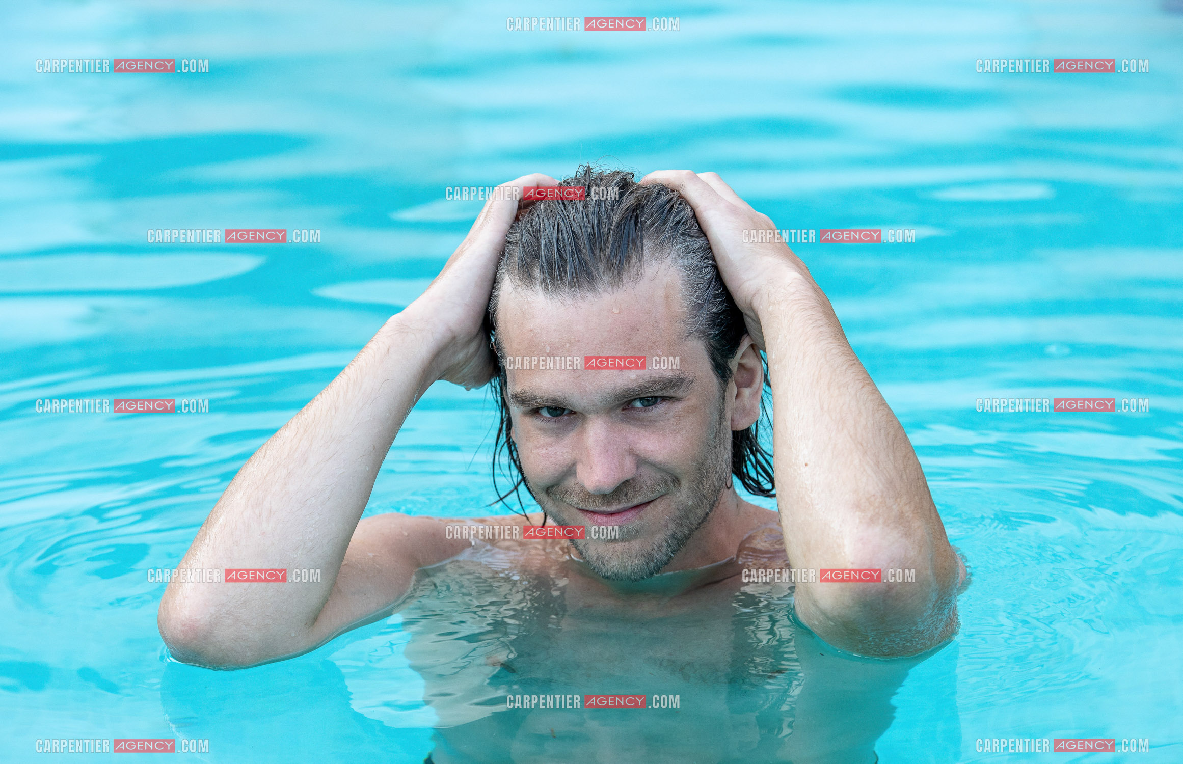 Le ténor Amaury Vassili lors de ses vacances d'été a Toulon dans le Var.  ( Exclusif )