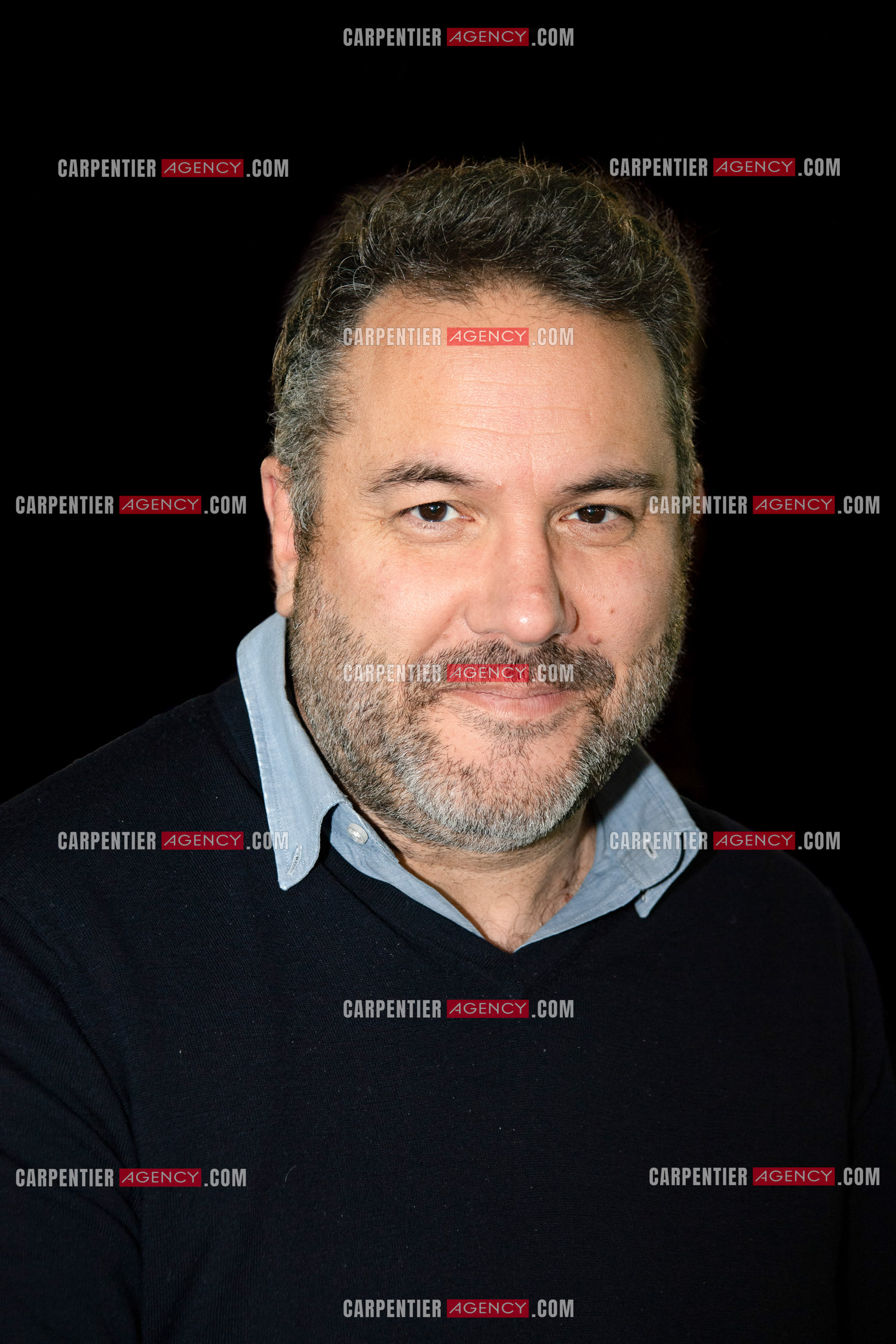 Portrait du journaliste Bruce Toussaint.  ( Exclusif )