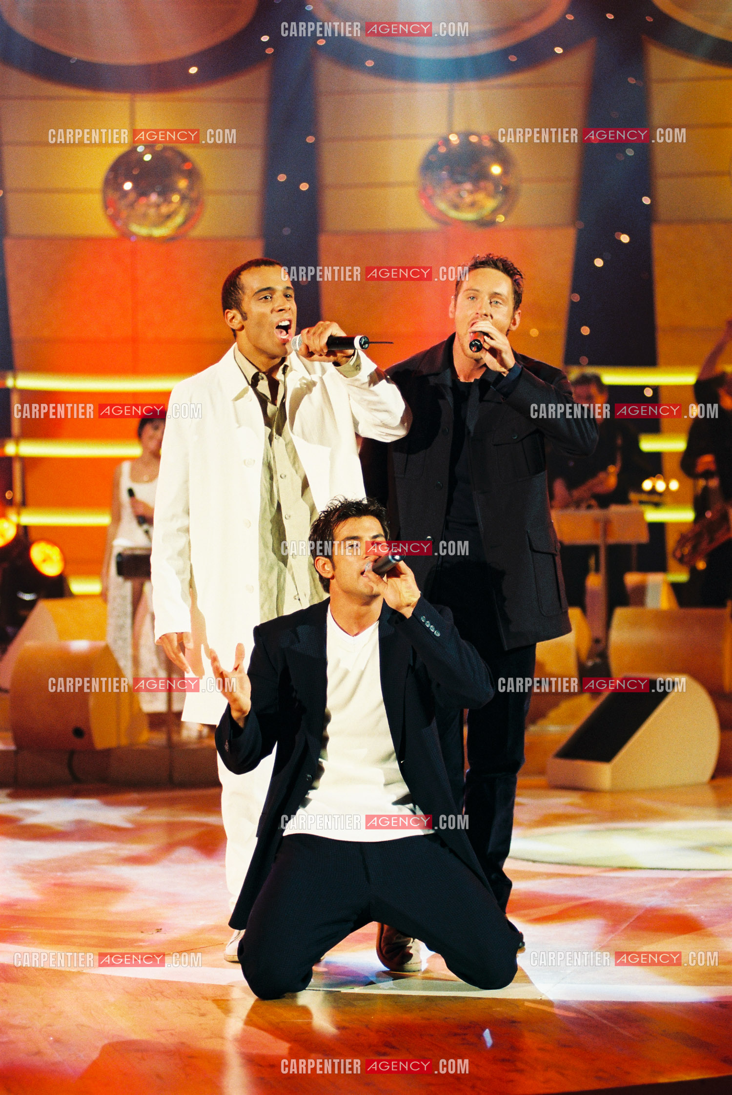 Le groupe de Boys Band les 2Be3 Filip Nikolic, Adel Kachermi et Frank Delay invité dans l'émission Fa Si La Chanter .      ( Exclusif )