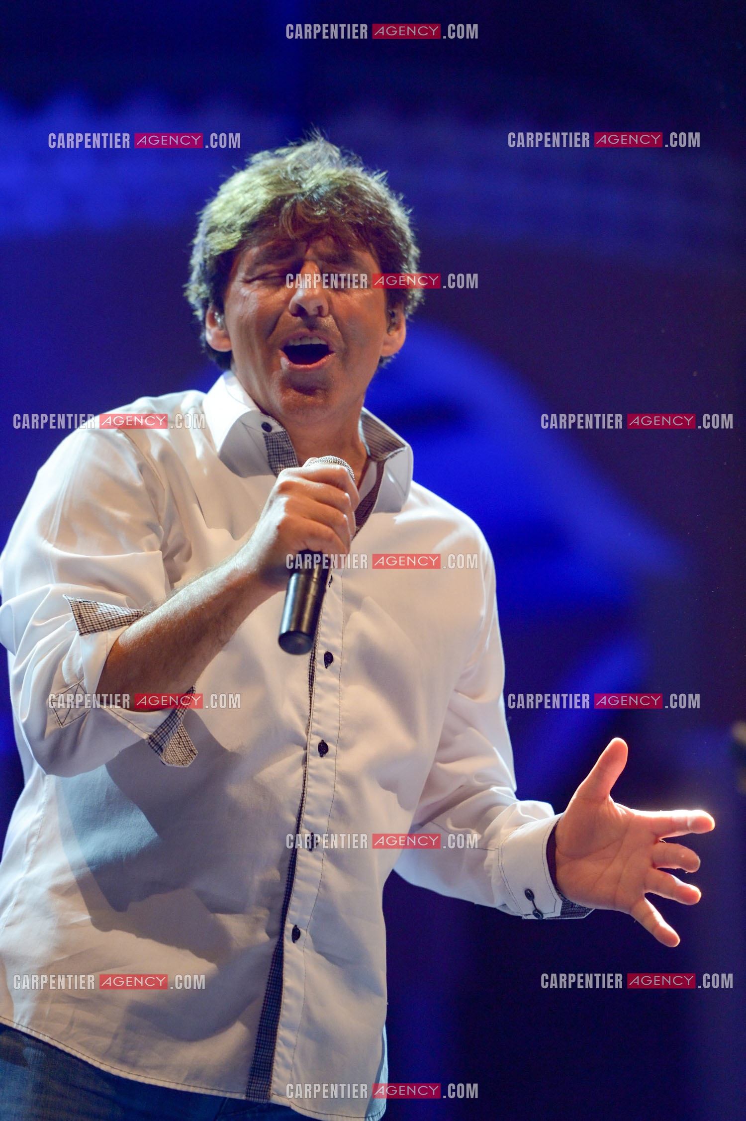 Le chanteur Claude Barzotti lors d'un concert a Bandol en 2013.         ( Exclusif )