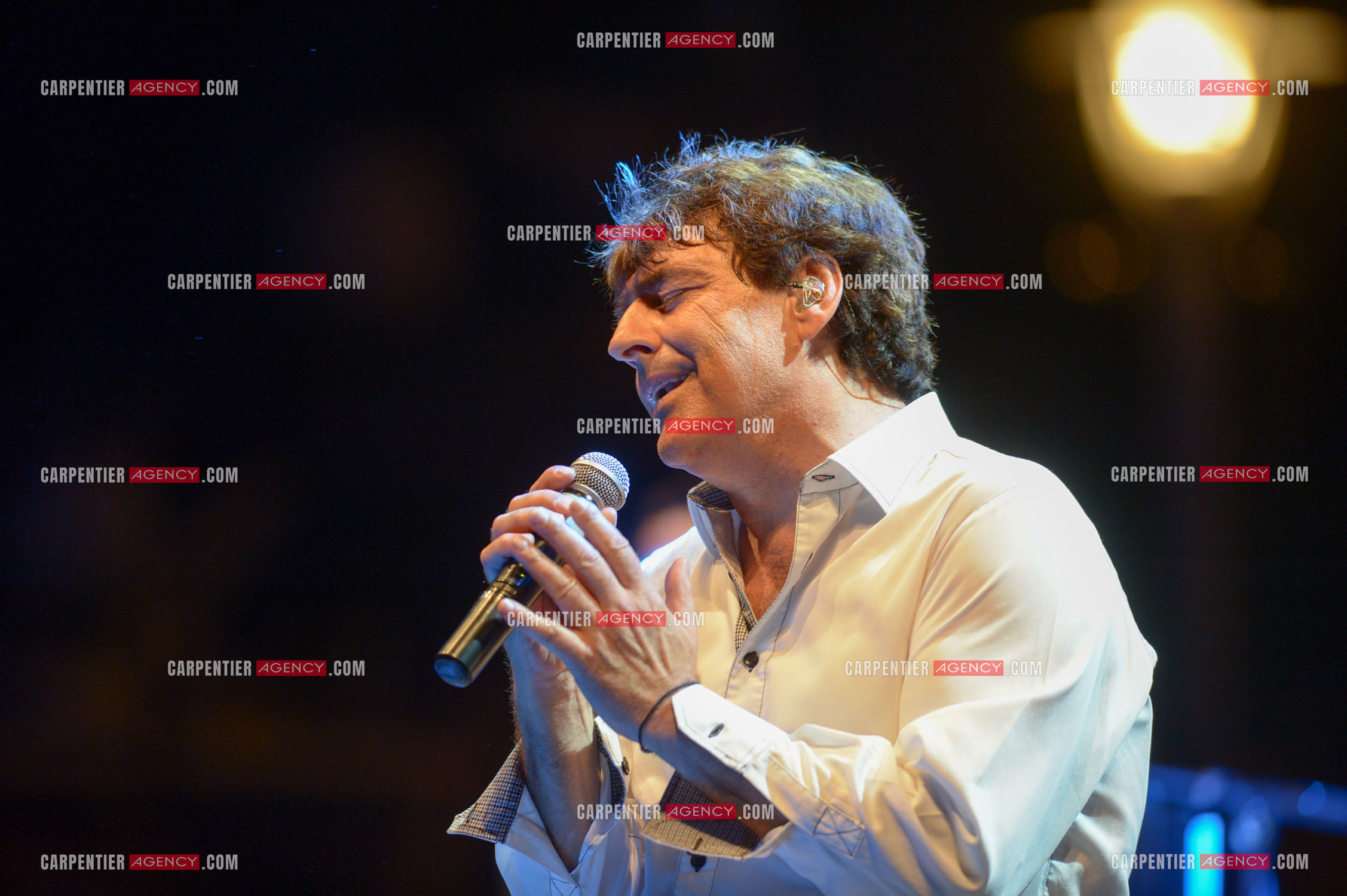 Le chanteur Claude Barzotti lors d'un concert a Bandol en 2013.         ( Exclusif )