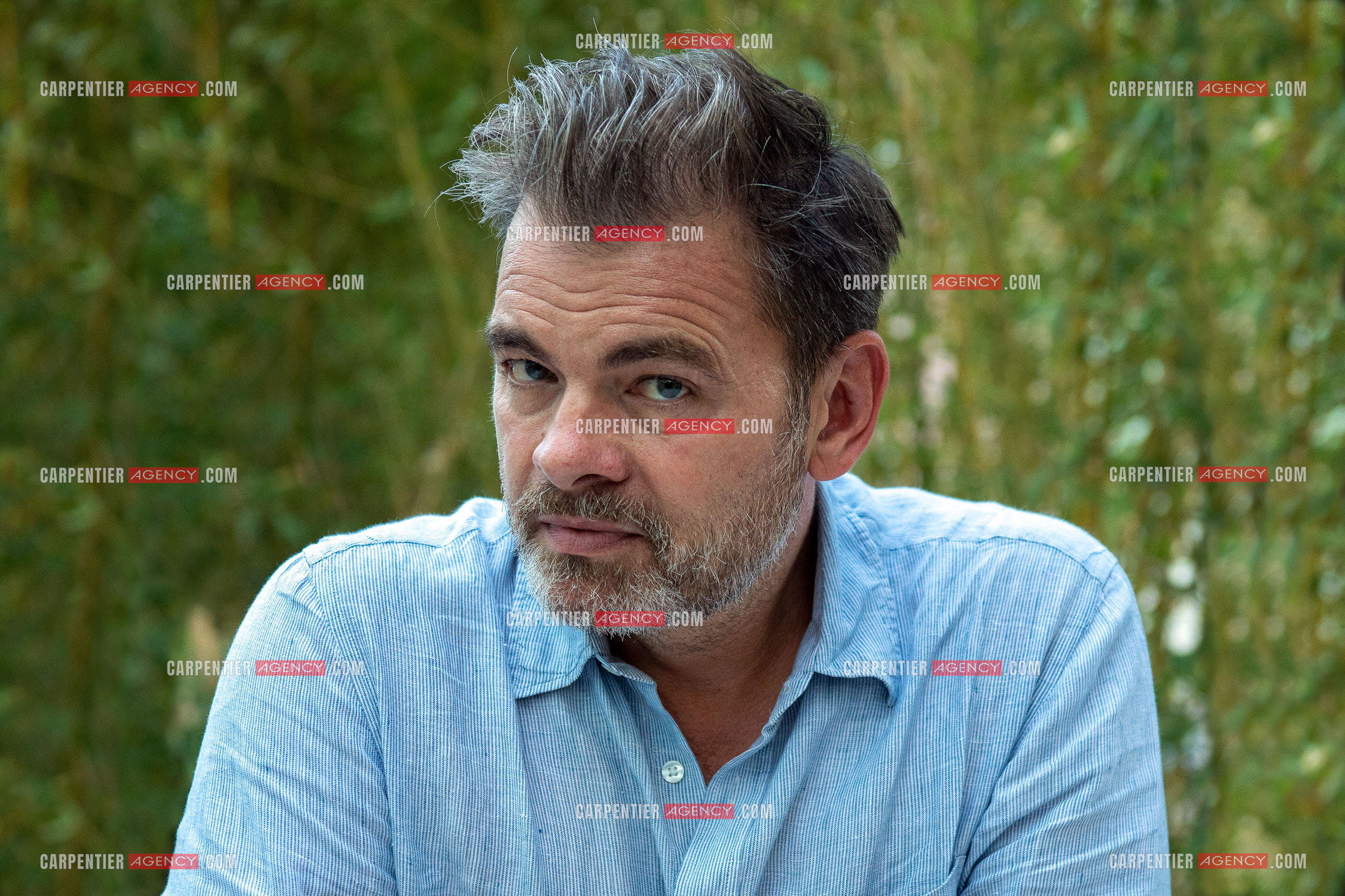 L'acteur Clovis Cornillac venu présenter son film “ Si on chantait “ au cinéma “ SIX N'ÉTOILES “ de Six Fours Les Plages.       ( Exclusif )