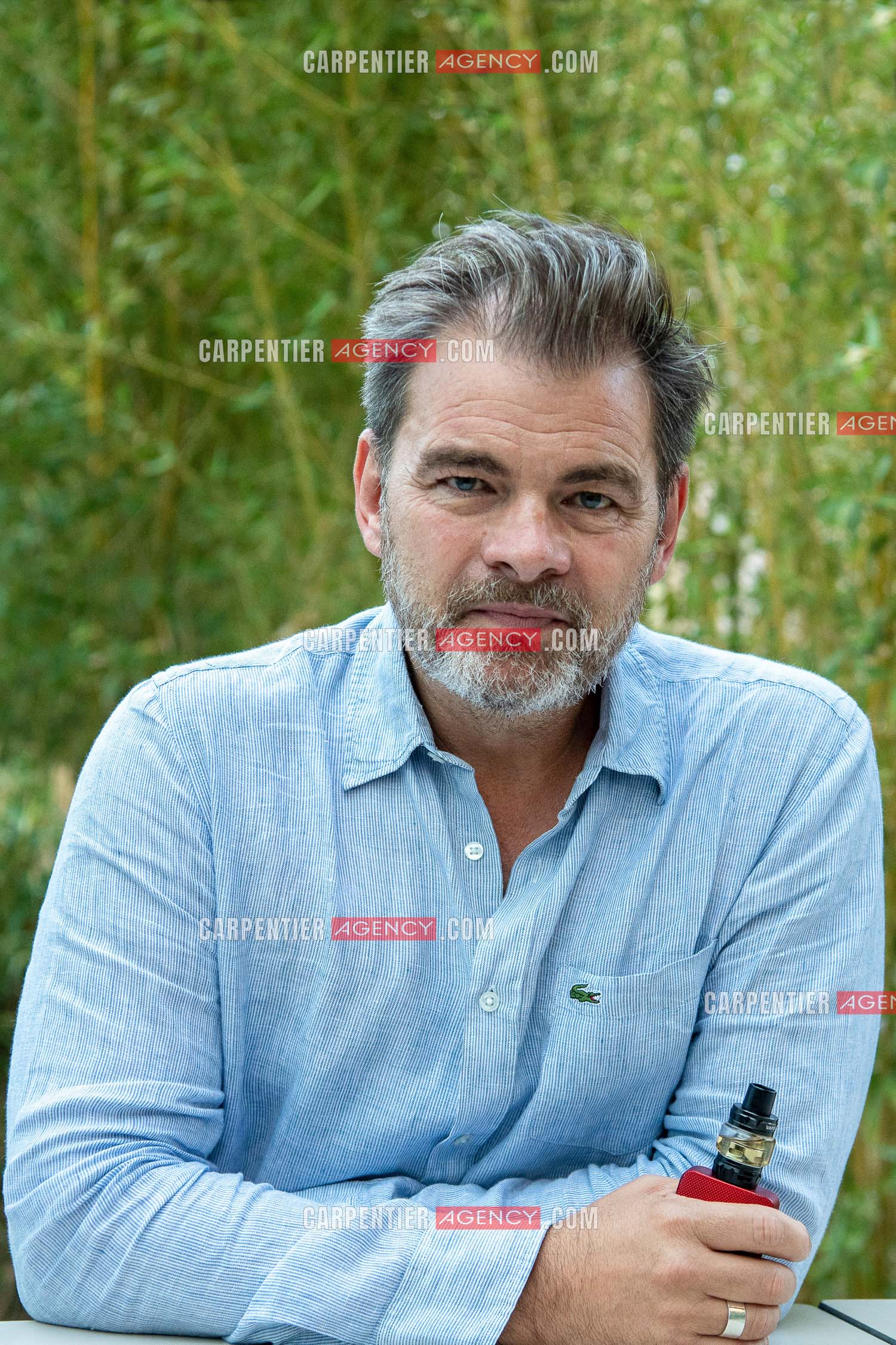 L'acteur Clovis Cornillac venu présenter son film “ Si on chantait “ au cinéma “ SIX N'ÉTOILES “ de Six Fours Les Plages.       ( Exclusif )