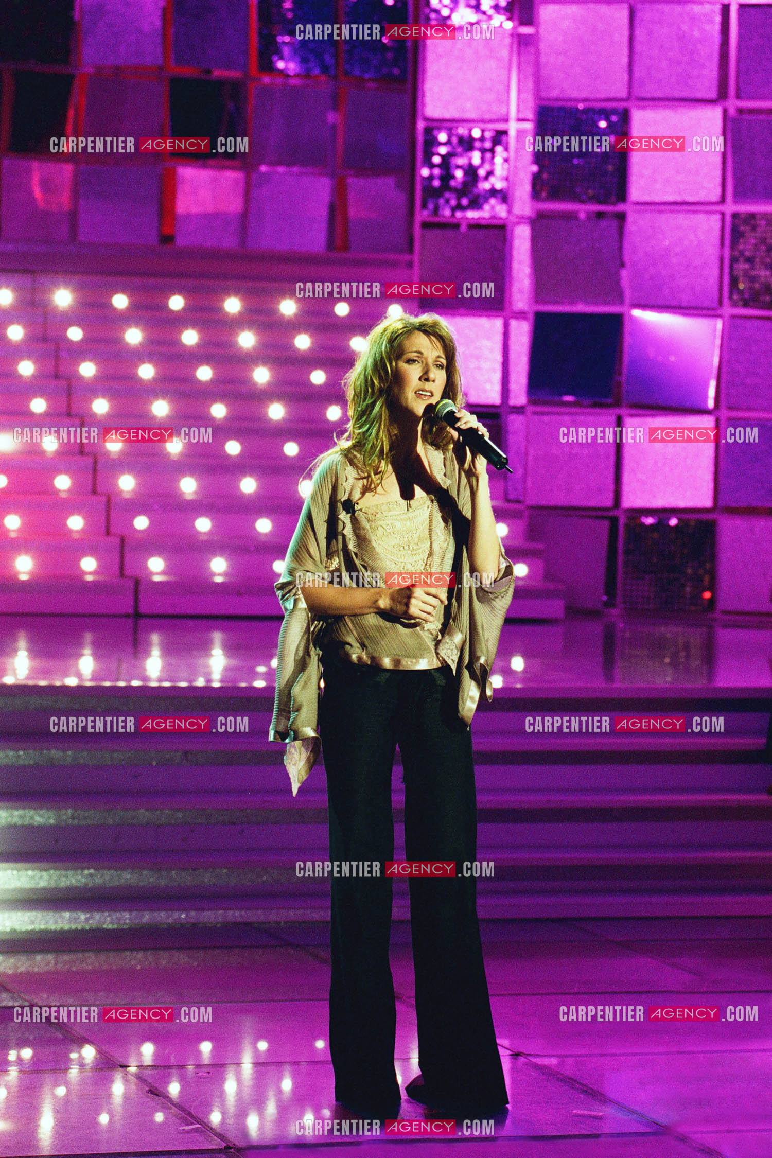 Enregistrement de l'émission "Vivement Dimanche" spéciale Céline Dion le 19 mars 2002.  ( Exclusif )
