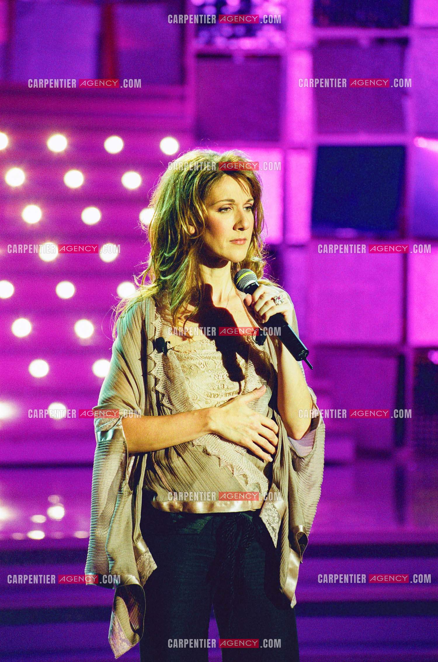 Enregistrement de l'émission "Vivement Dimanche" spéciale Céline Dion le 19 mars 2002.  ( Exclusif )