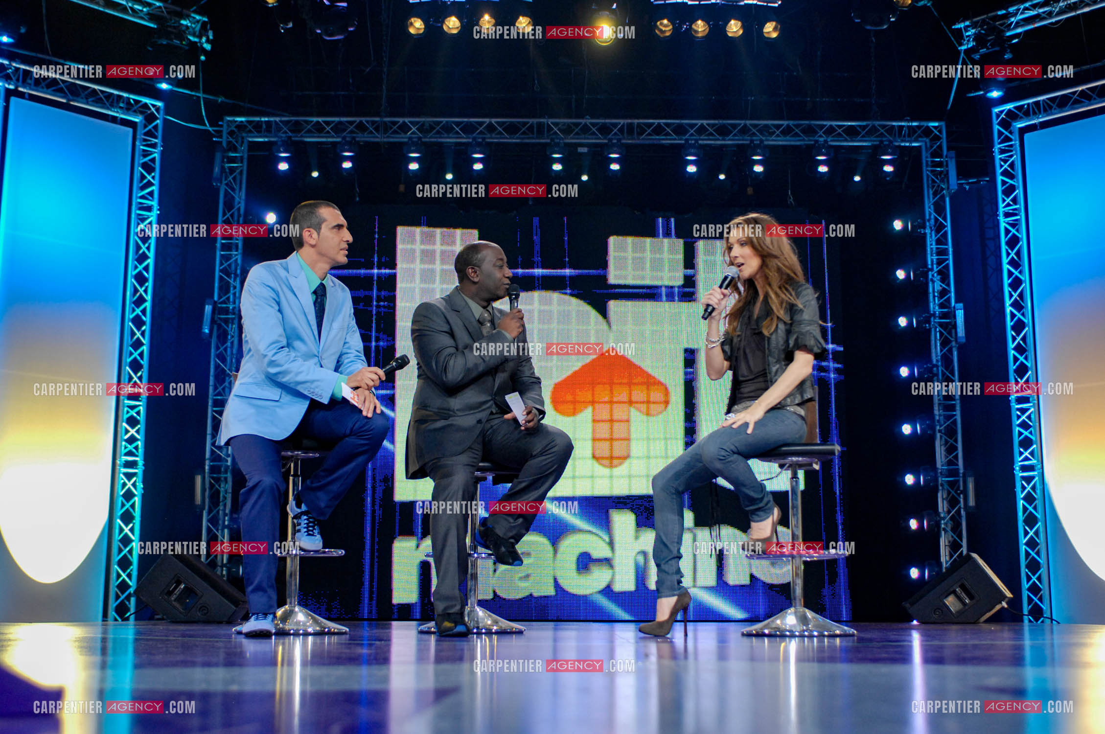 La chanteuse Céline Dion invitée de l'émission “Hit Machine“ présentée par Charly et Lulu et diffusée sur M6.              ( Exclusif )