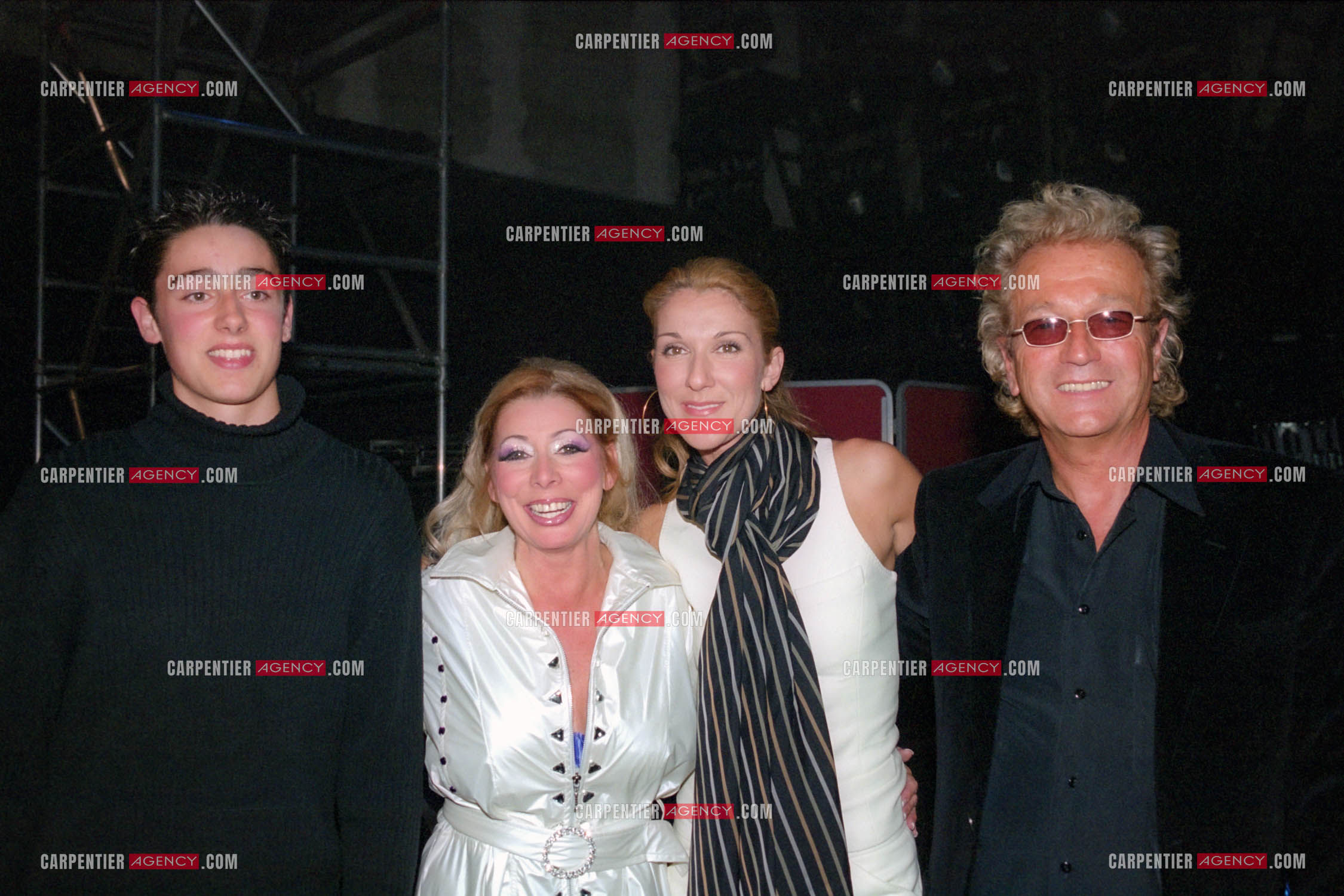 Avant première de la comédie Musicale “Cindy“ au Palais des Congrès de Paris en présence de Céline Dion et de son mari René Angélil. Dans les loges, Jason Gallant avec sa mère Patsy Gallant, Céline Dion et l'auteur Luc Plamondon.  ( Exclusif )