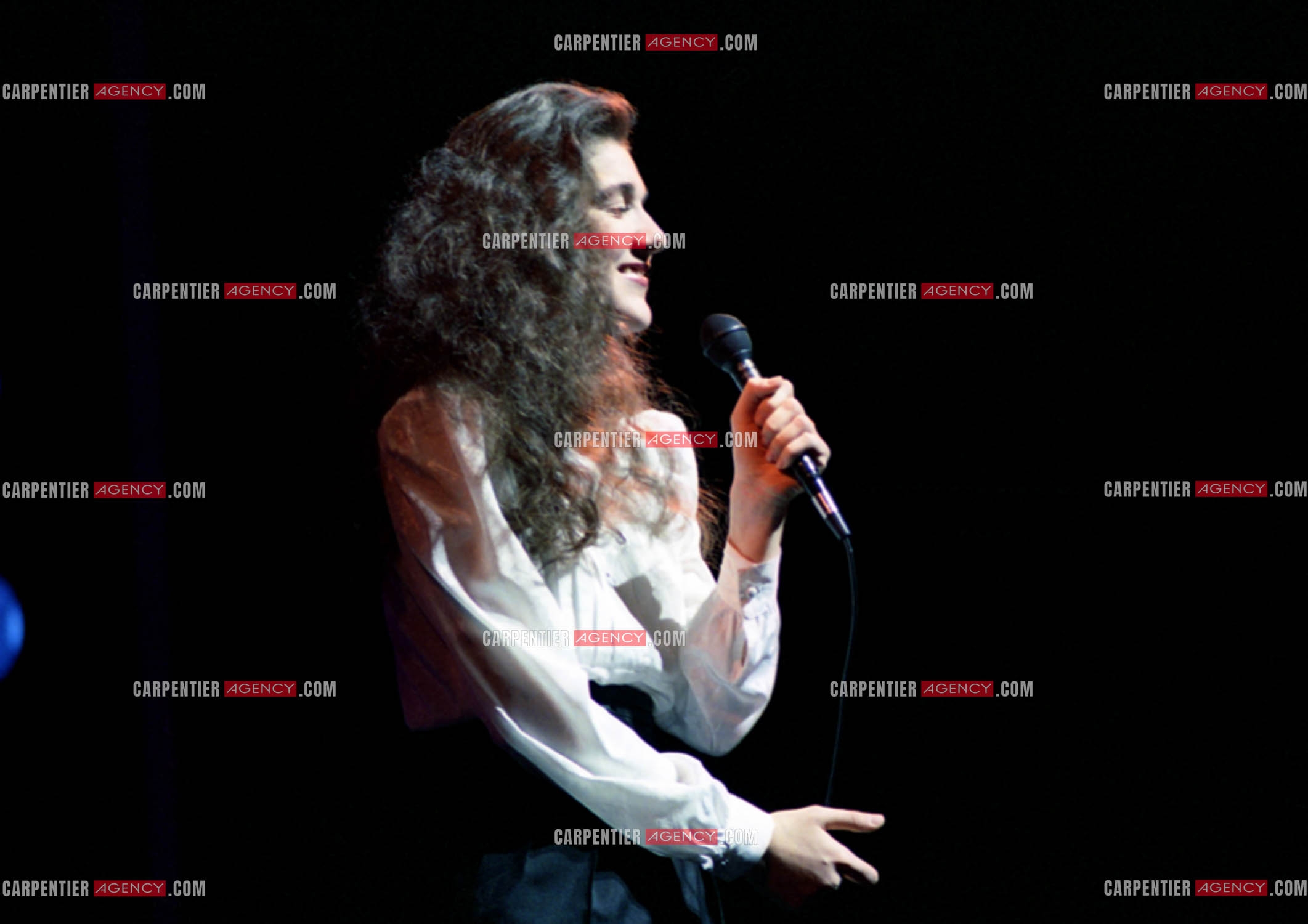 La chanteuse Céline Dion en première partie du spectacle de Patrick Sébastien à l'Olympia en 1984.    ( Exclusif )