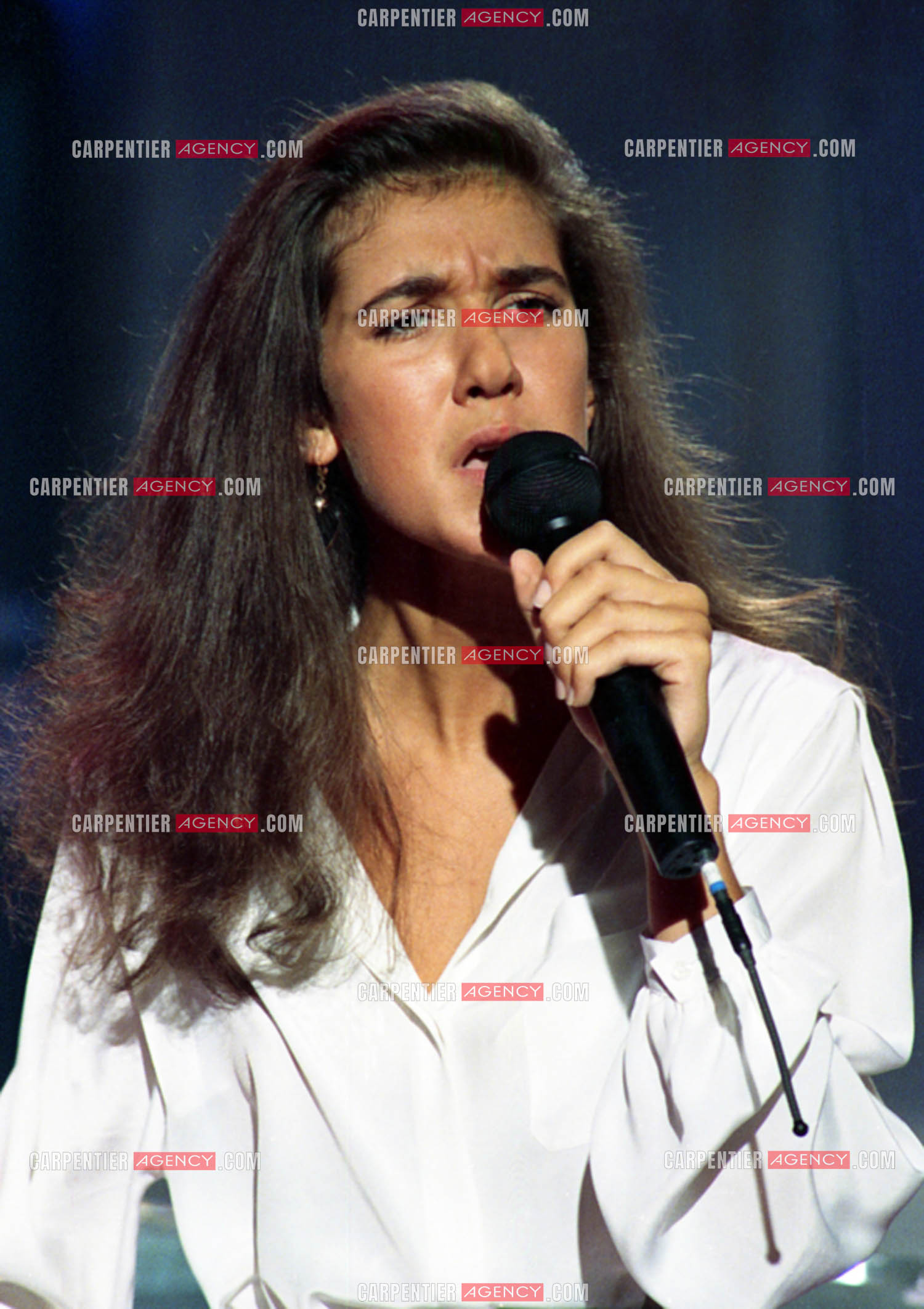 Les débuts de la chanteuse Céline Dion dans l'émission "Champs-Élysées" en 1983.    ( Exclusif )