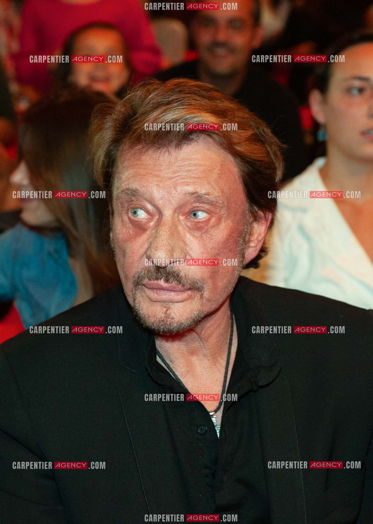 Le chanteur Johnny Hallyday au Zénith de Paris pour assister au concert de son ami Christophe Maé.                       ( Exclusif )