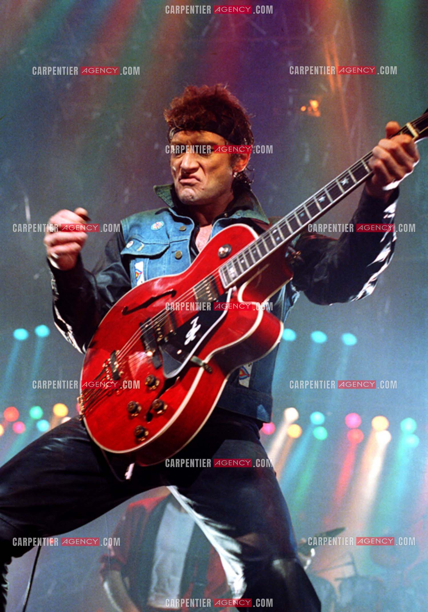 Le chanteur Johnny Hallyday lors de ses concerts au Zénith de Paris du 26 oct 1984 au 08 janvier 1985.   ( Exclusif )