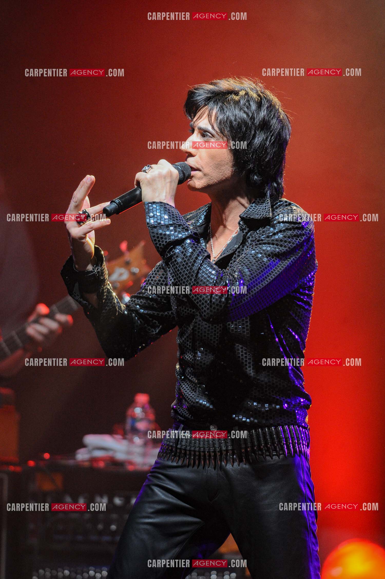 Le chanteur Jean-Luc Lahaye en concert au Bataclan.      ( Exclusif )