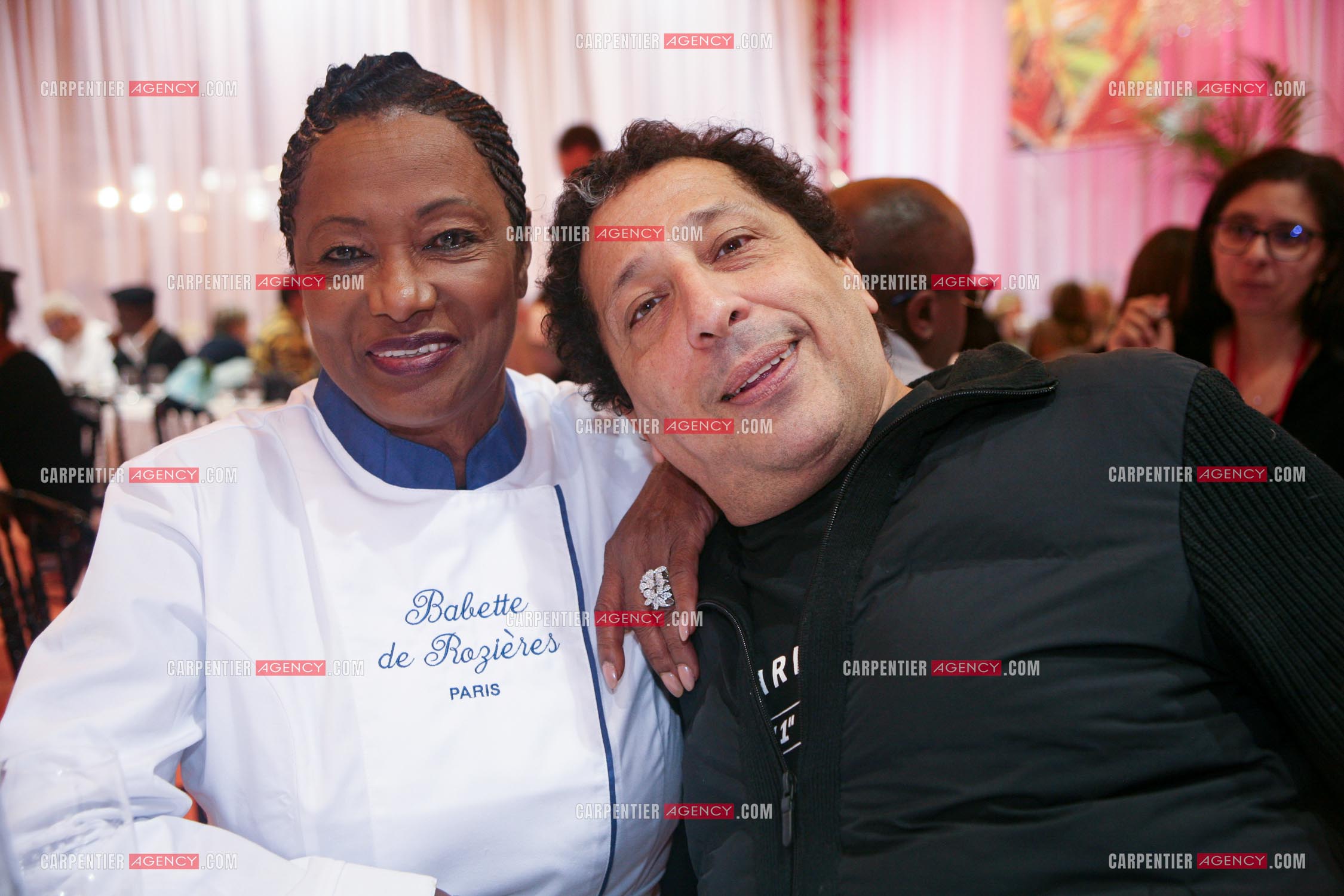 La chef cuisinière française Babette de Rozières et l'humoriste Smaïn.