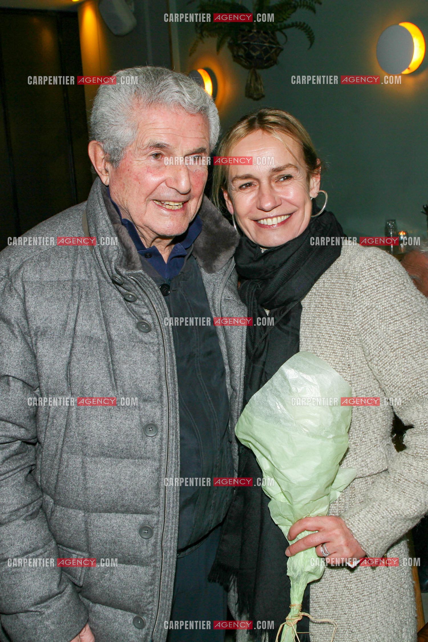 Le réalisateur Claude Lelouch et l'actrice Sandrine Bonnaire.                  ( Exclusif )