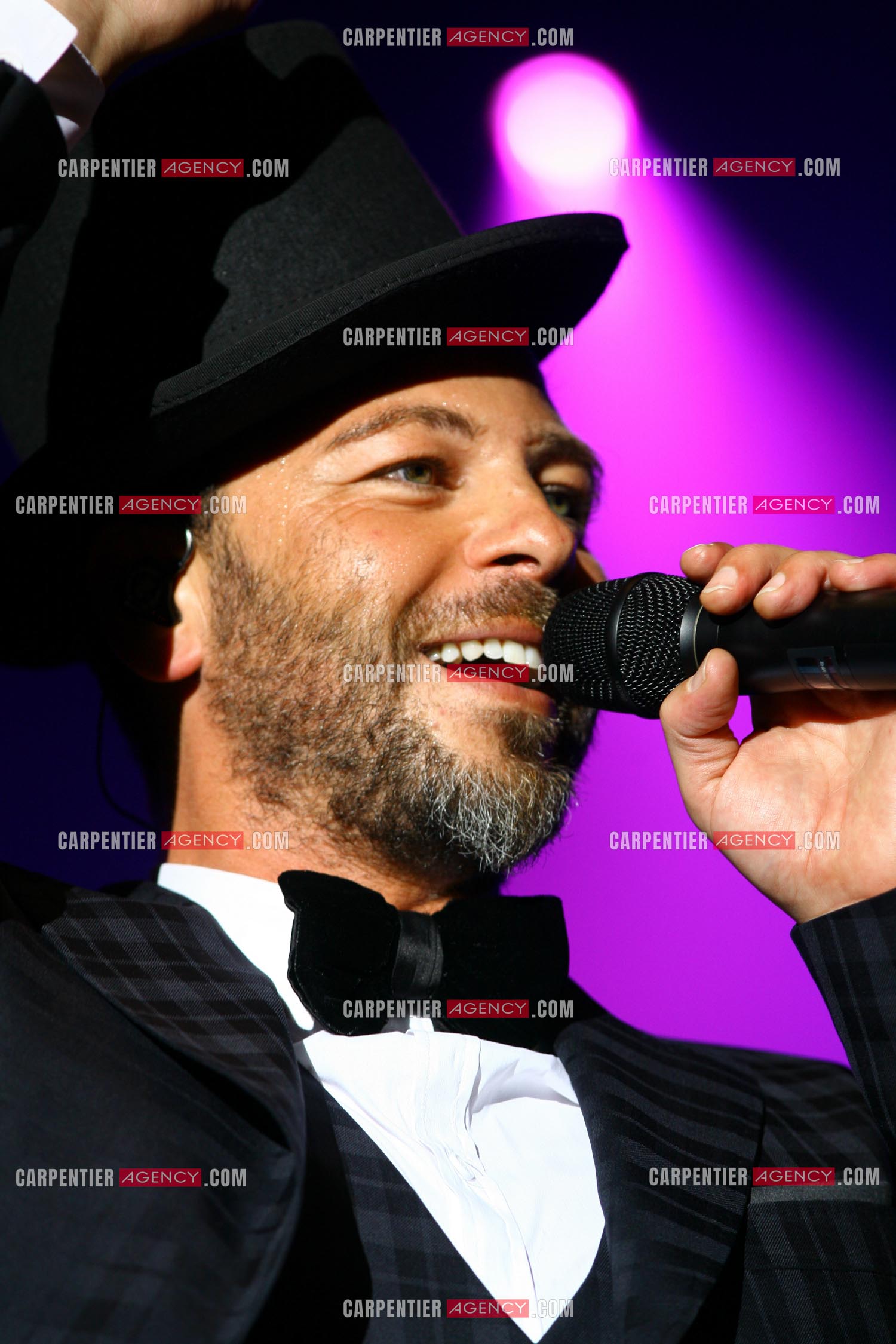 Le chanteur Christophe Maé en concert.    ( Exclusif )