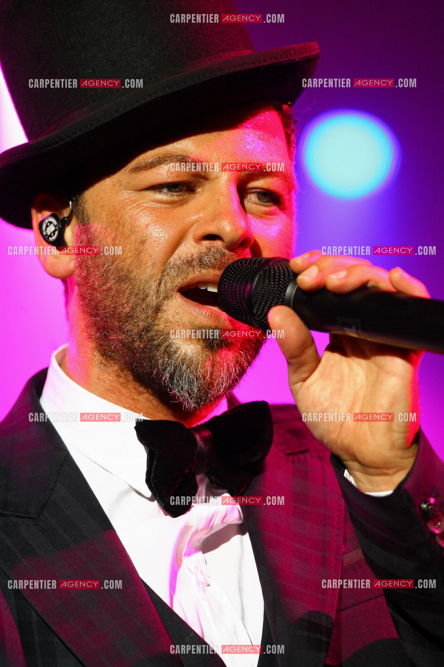 Le chanteur Christophe Maé en concert.    ( Exclusif )