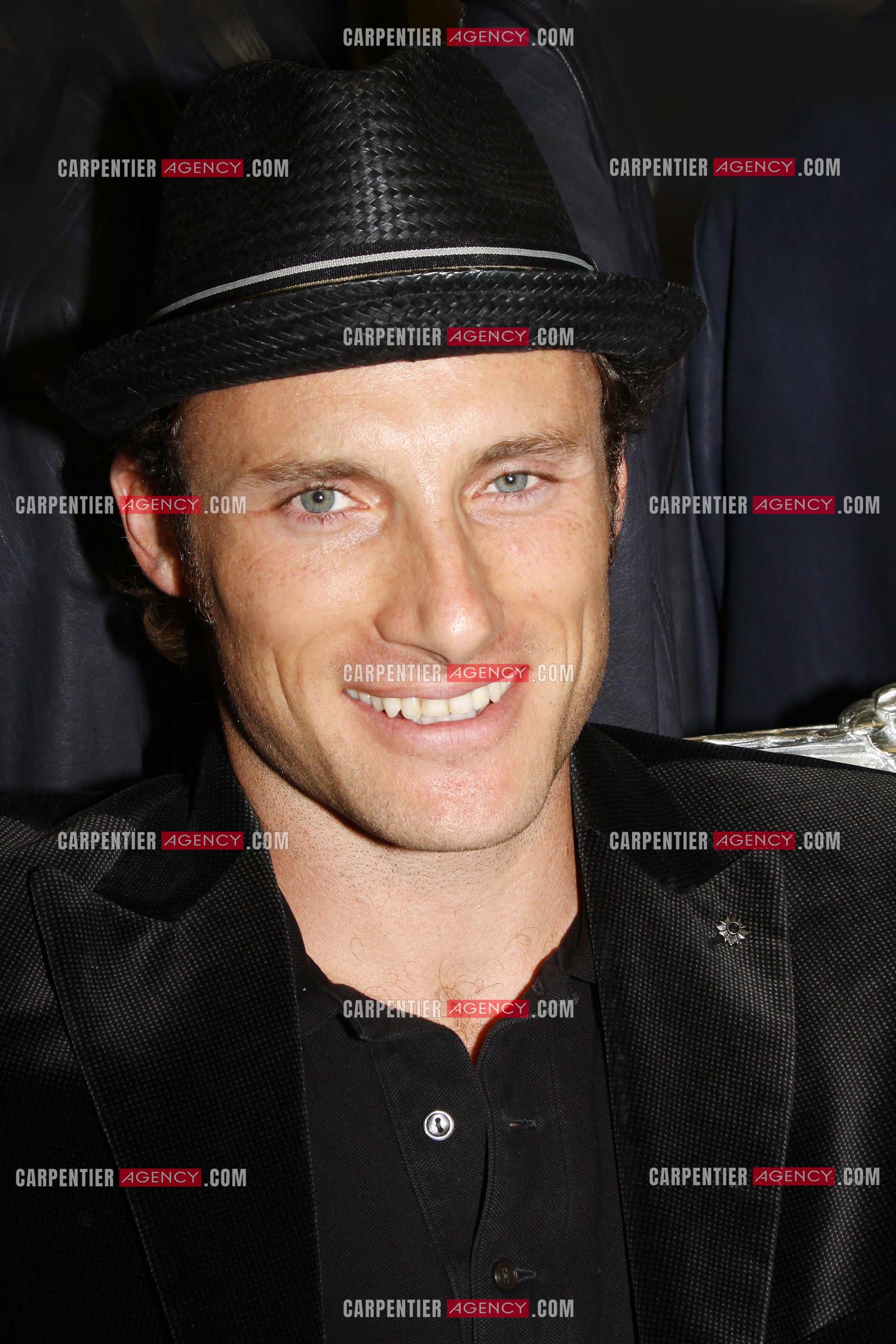 Christopher Stills, le fils de la chanteuse Véronique Sanson.    ( Exclusif )