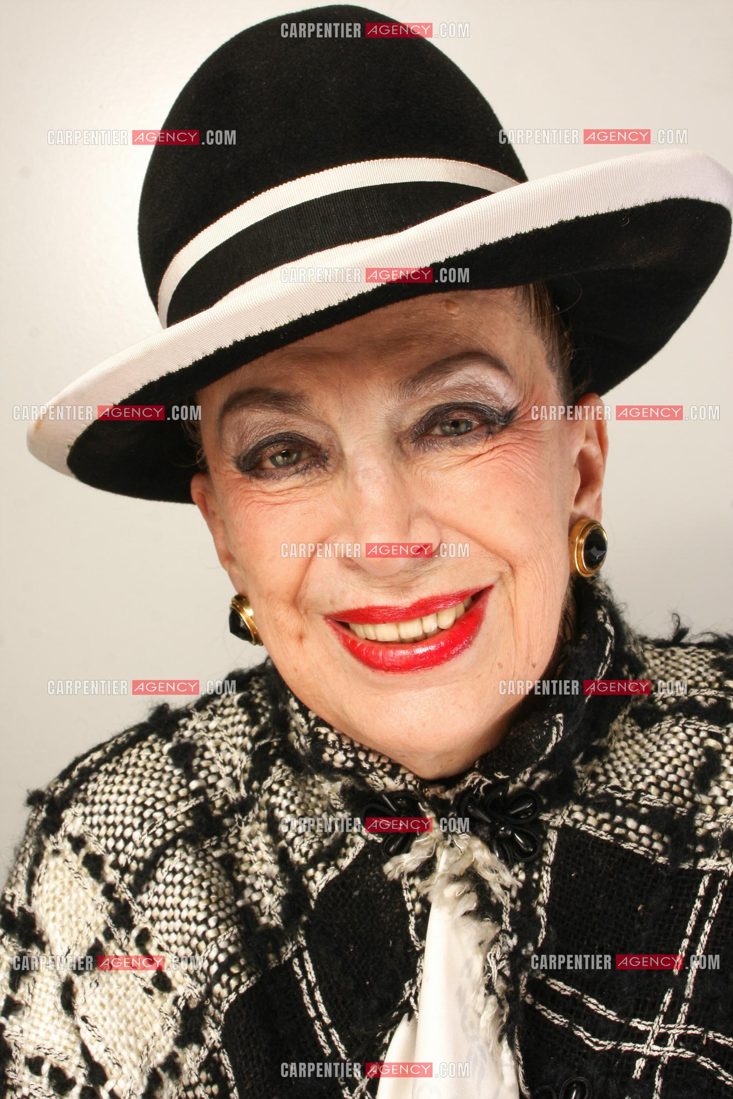 L'ex présidente des Miss Geneviève de Fontenay.    ( Exclusif )