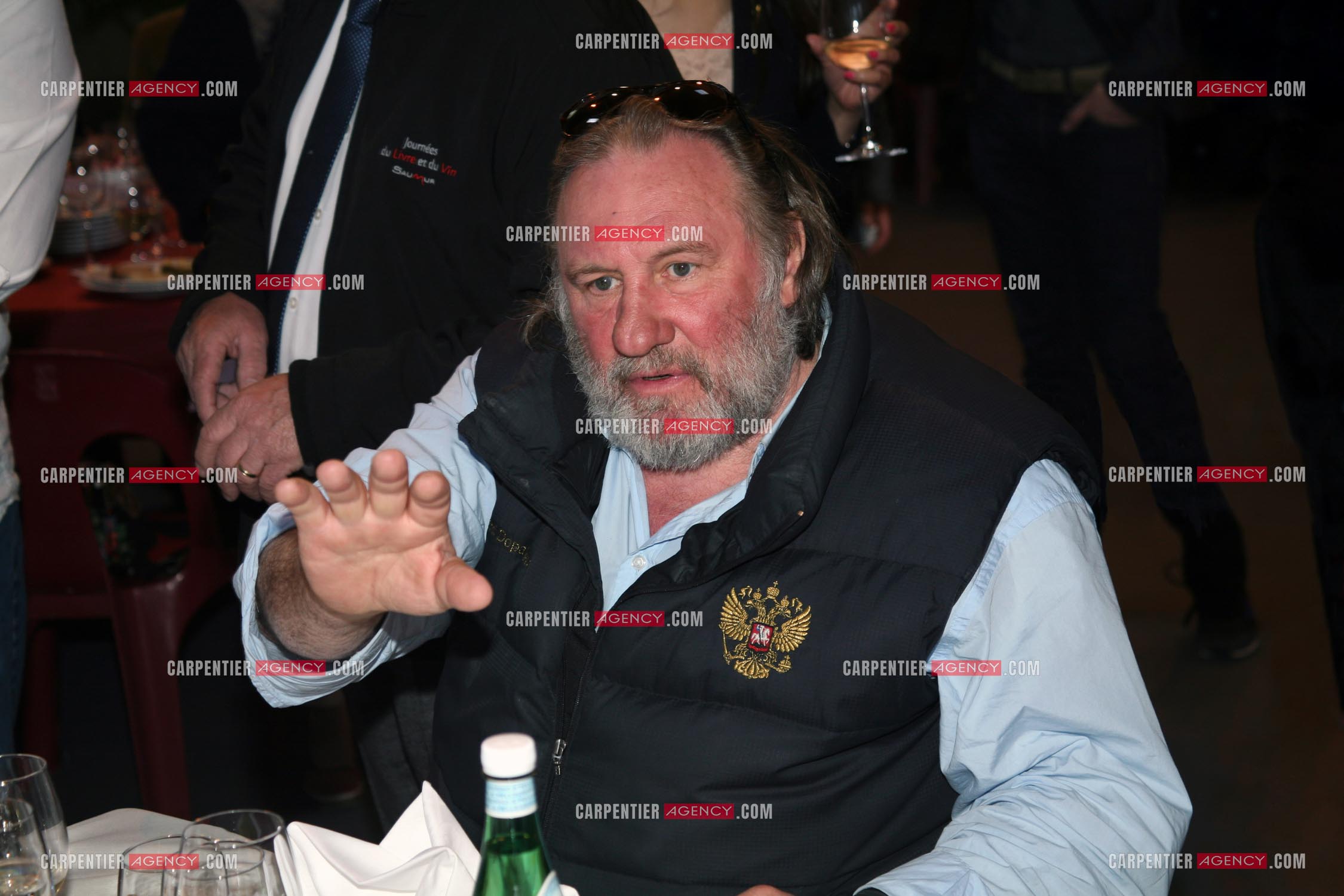 L'acteur Gérard Depardieu lors de la journée du livre et du vin à Saumur.