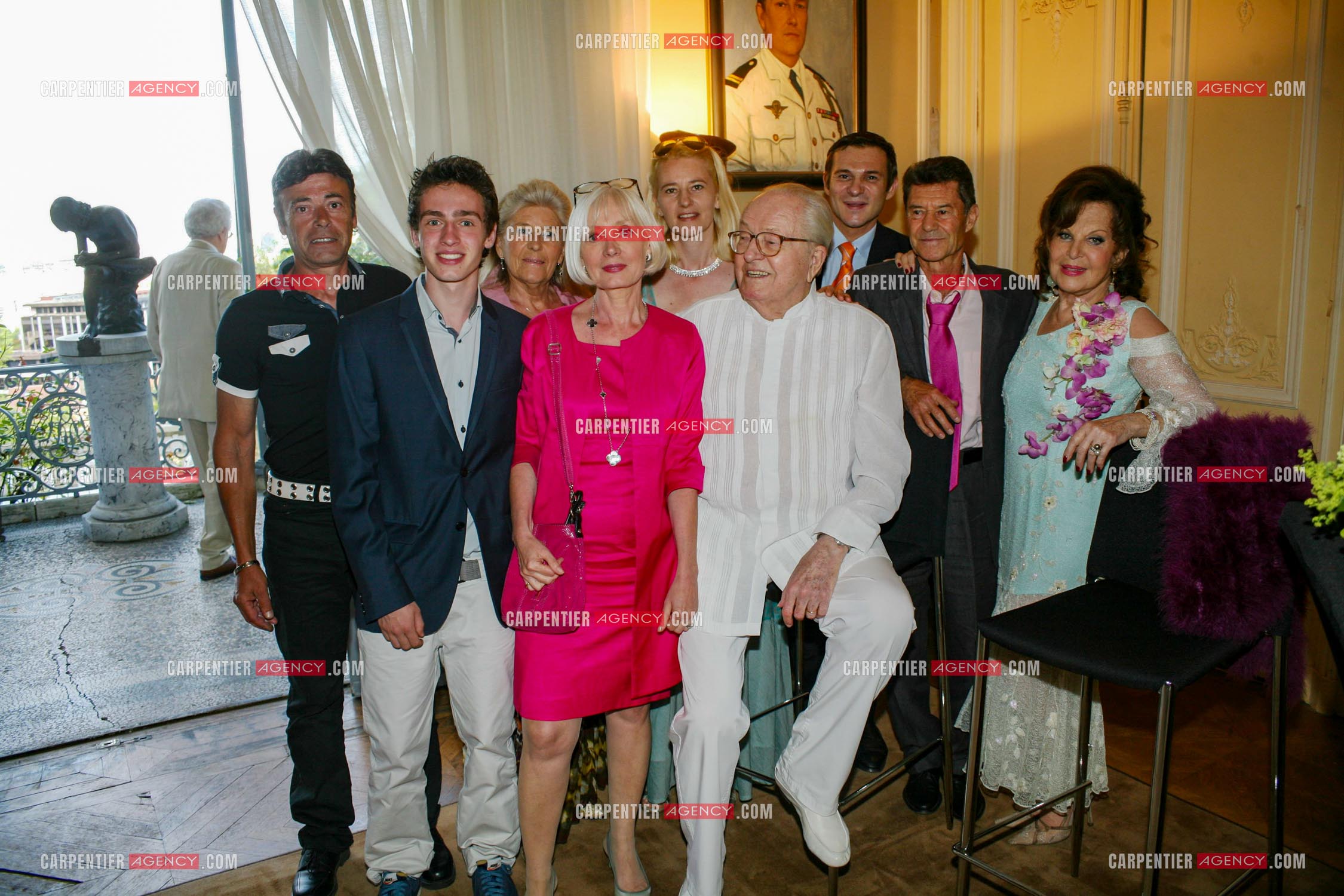 Jean-Marie Le Pen fête dans sa résidence de St Cloud son 88 èm anniversaire entouré de sa femme Jany Le Pen, ses petits enfants et des amis proches.         ( Exclusif )