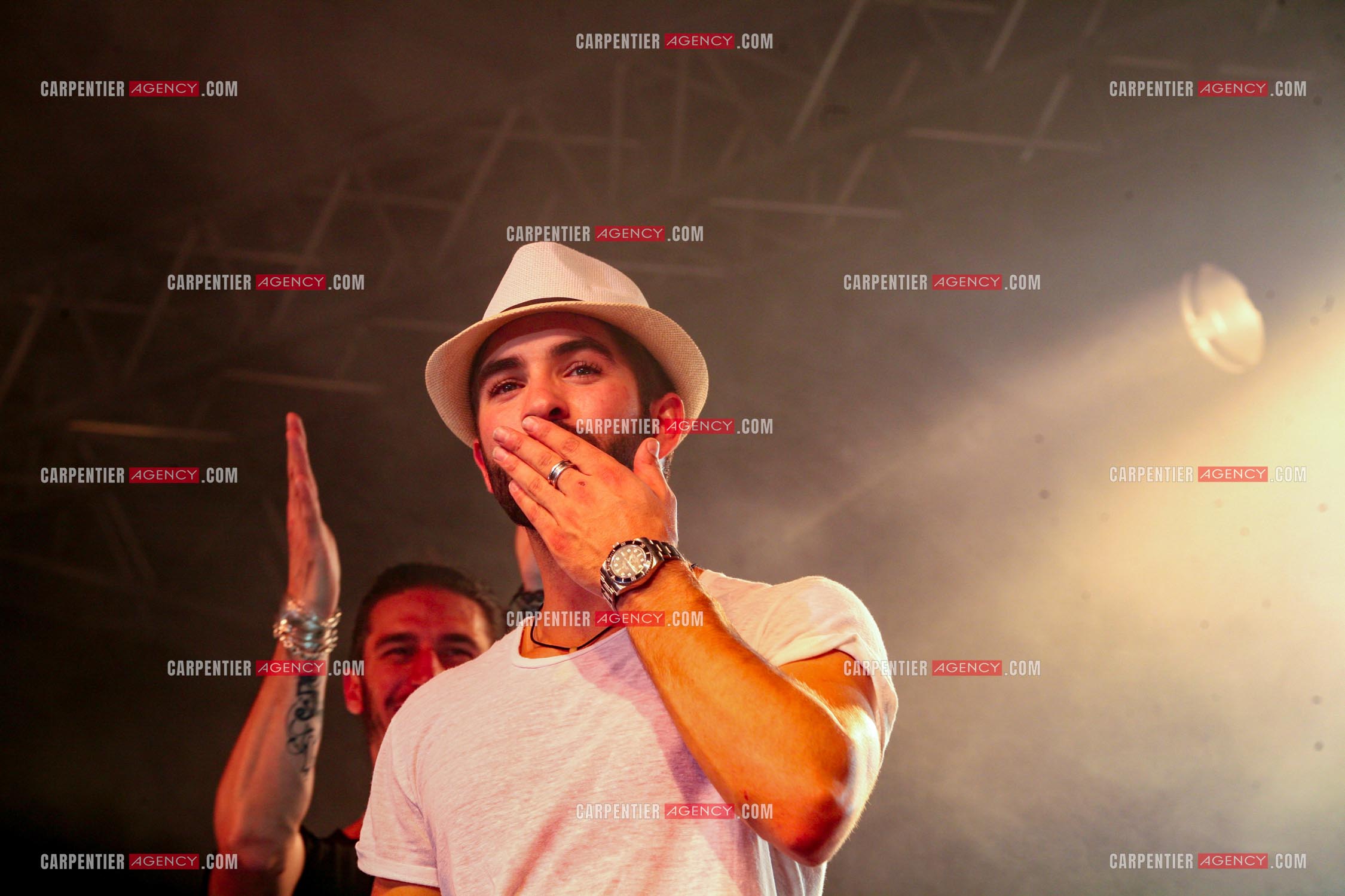Le chanteur Kendji Girac en concert au Parc St Paul à Beauvais le 24 mai 2024.