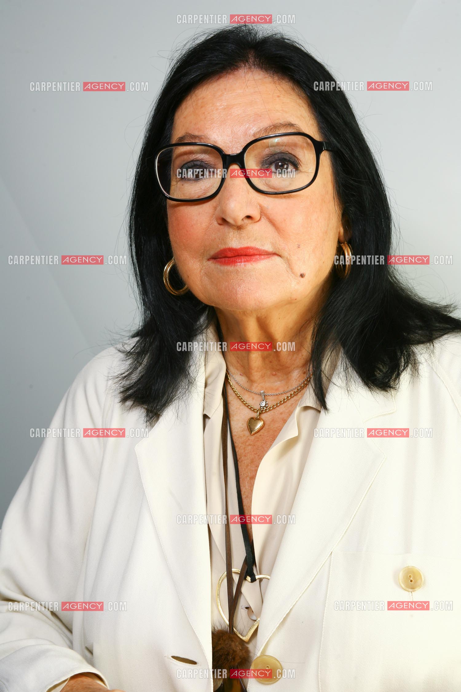 La chanteuse Nana Mouskouri.                ( Exclusif )