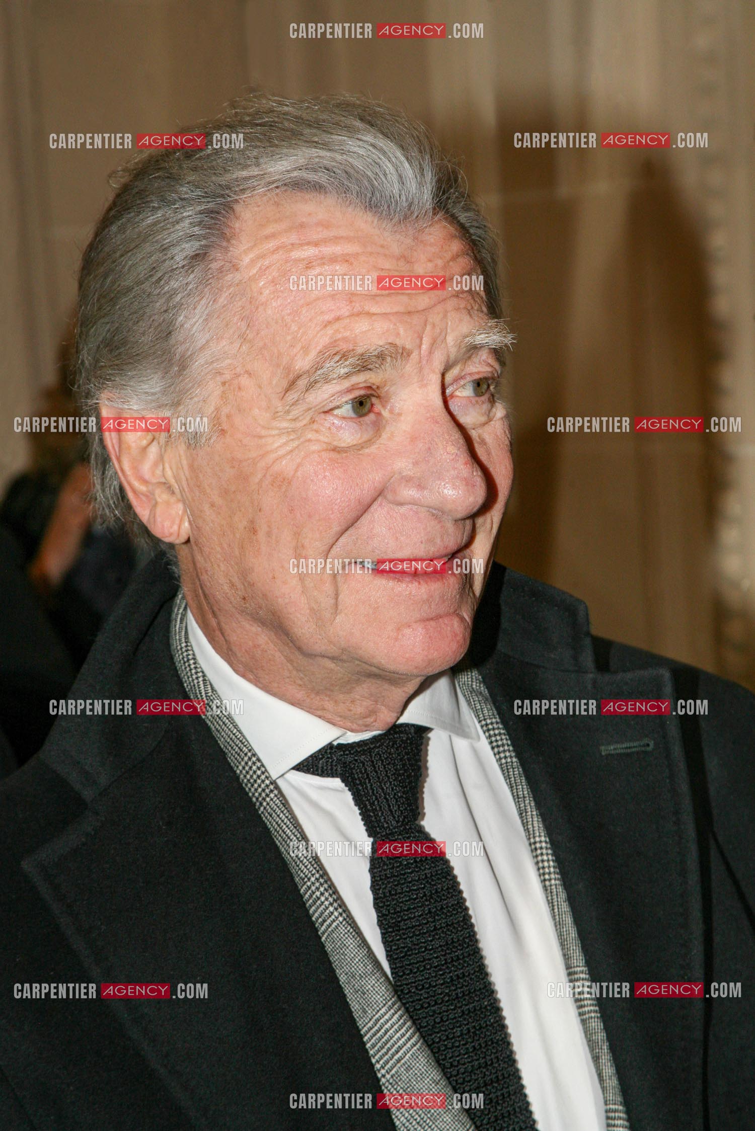 Le journaliste William Leymergie lors de la soirée des Stéthos d'or 2023 à l'hôtel Four Seasons George V à Paris le 27 mars 2023.