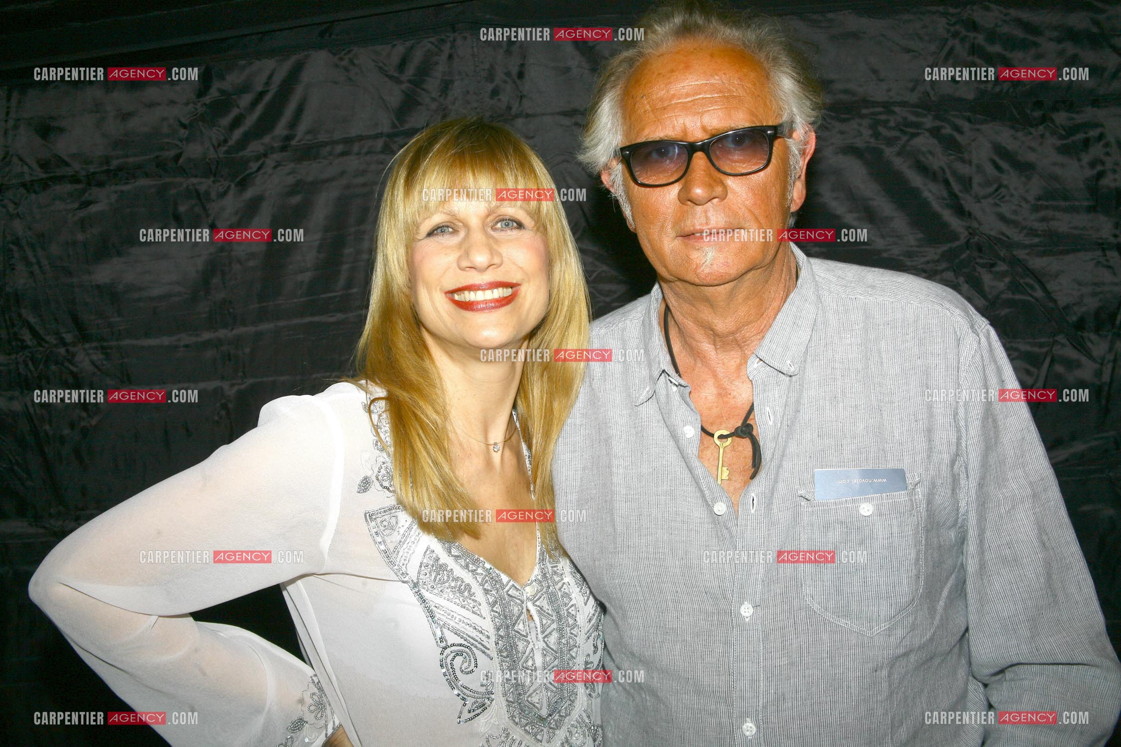 Le couple Stone et Éric Charden.                   ( Exclusif )