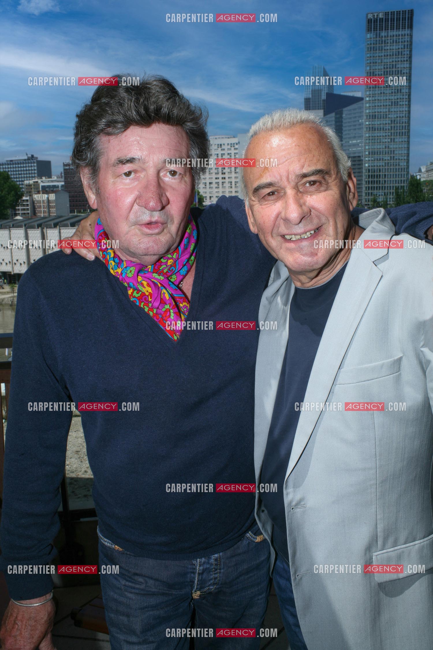 Les chanteurs Pascal Danel et Michel Fugain.     ( Exclusif )