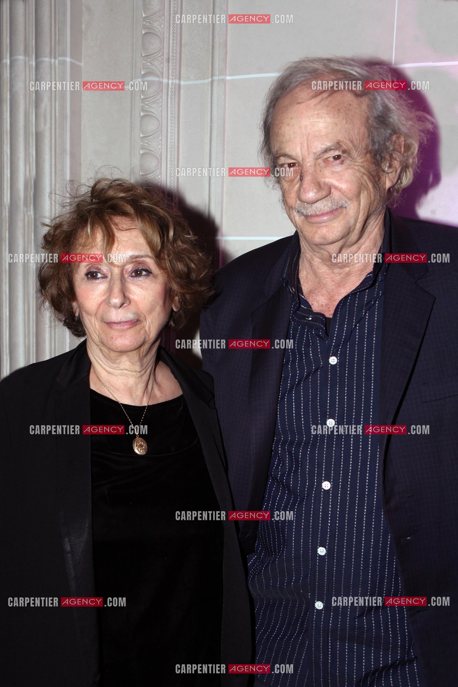 Gala caritatif des "Stéthos d'Or" qui récompensent les artistes qui contribuent au bien-être de tous au Georges V à Paris. Patrick Chesnais et sa femme Josiane Stoléru.