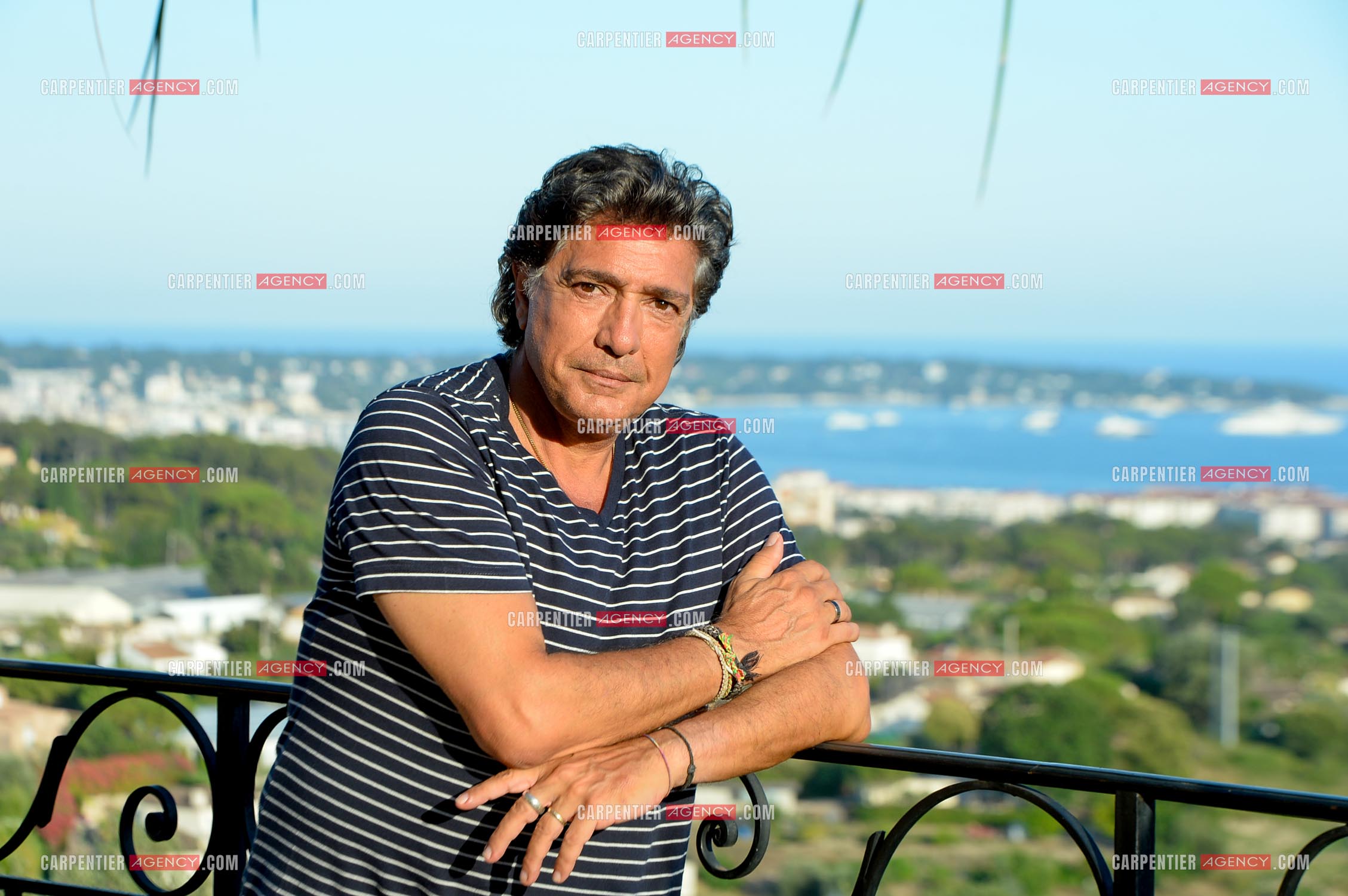Le chanteur Frédéric François lors de ses vacances dans sa résidence secondaire d'Antibes. ( Exclusif )