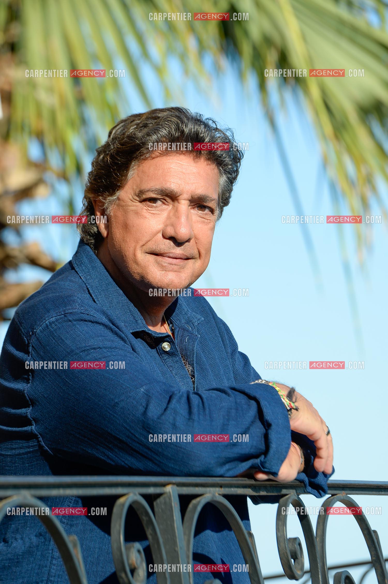 Le chanteur Frédéric François lors de ses vacances dans sa résidence secondaire d'Antibes. ( Exclusif )