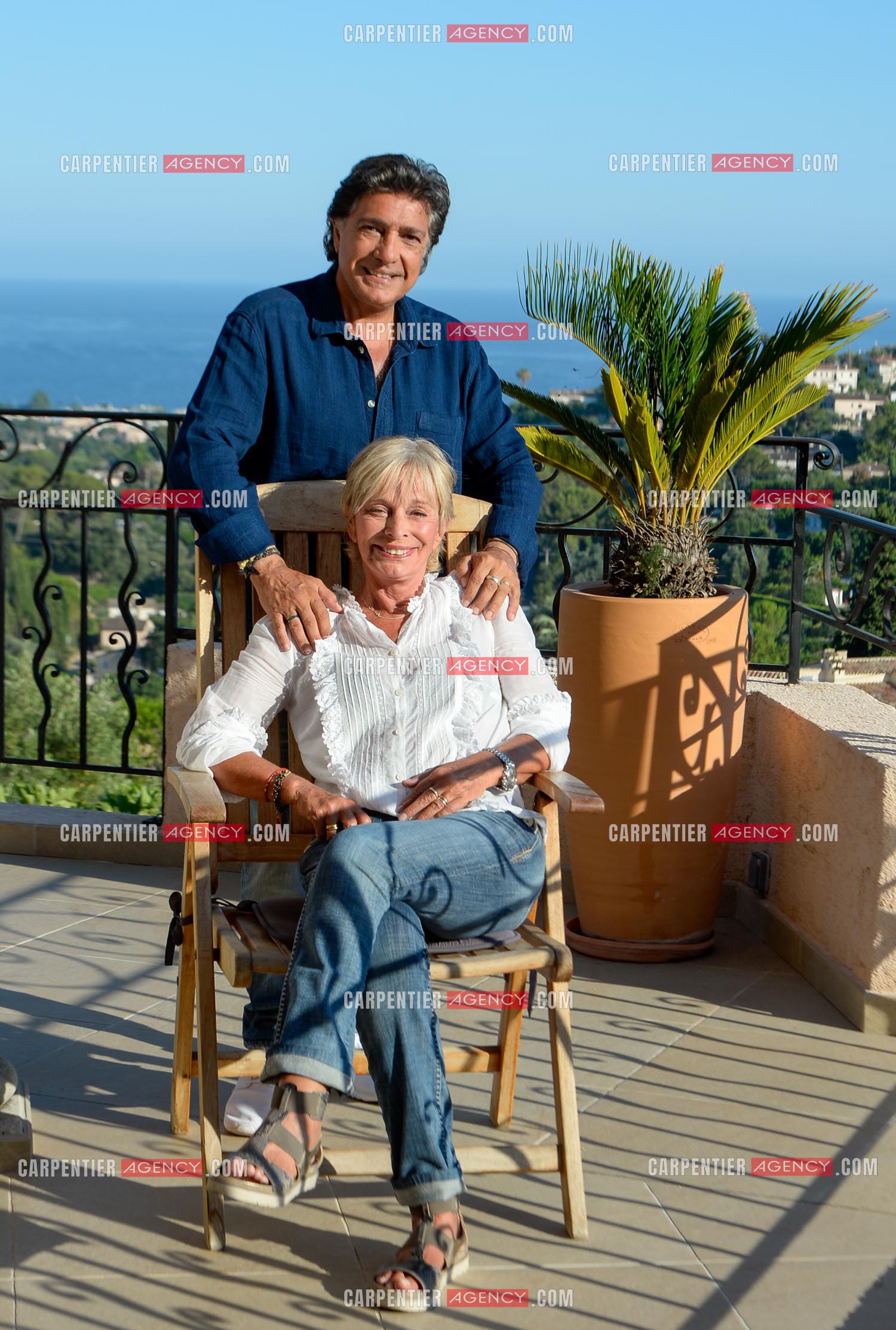 Le chanteur Frédéric François et sa femme Monique lors de leurs  vacances dans leur résidence secondaire d'Antibes. ( Exclusif )