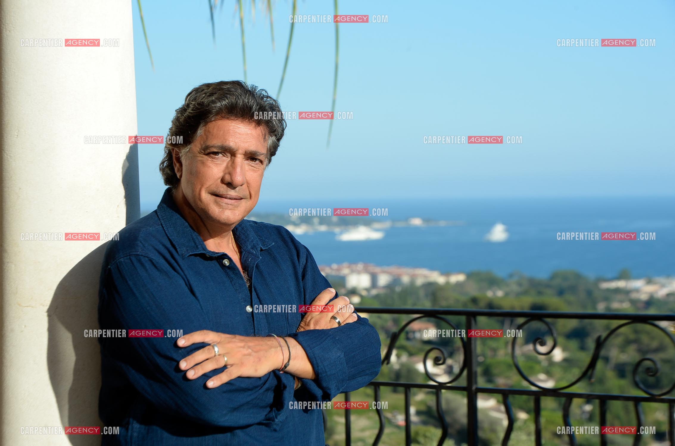 Le chanteur Frédéric François lors de ses vacances dans sa résidence secondaire d'Antibes. ( Exclusif )