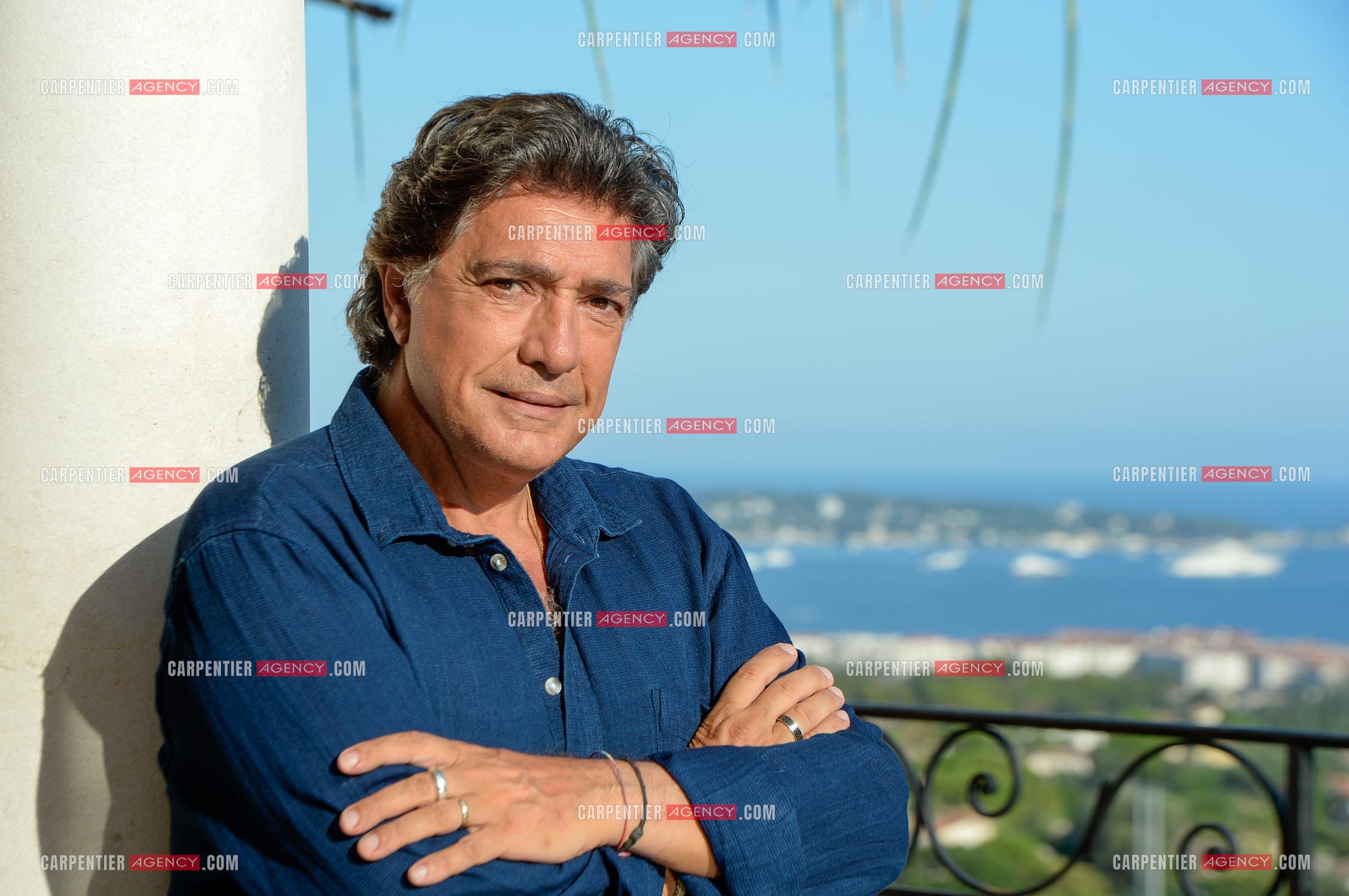 Le chanteur Frédéric François lors de ses vacances dans sa résidence secondaire d'Antibes. ( Exclusif )