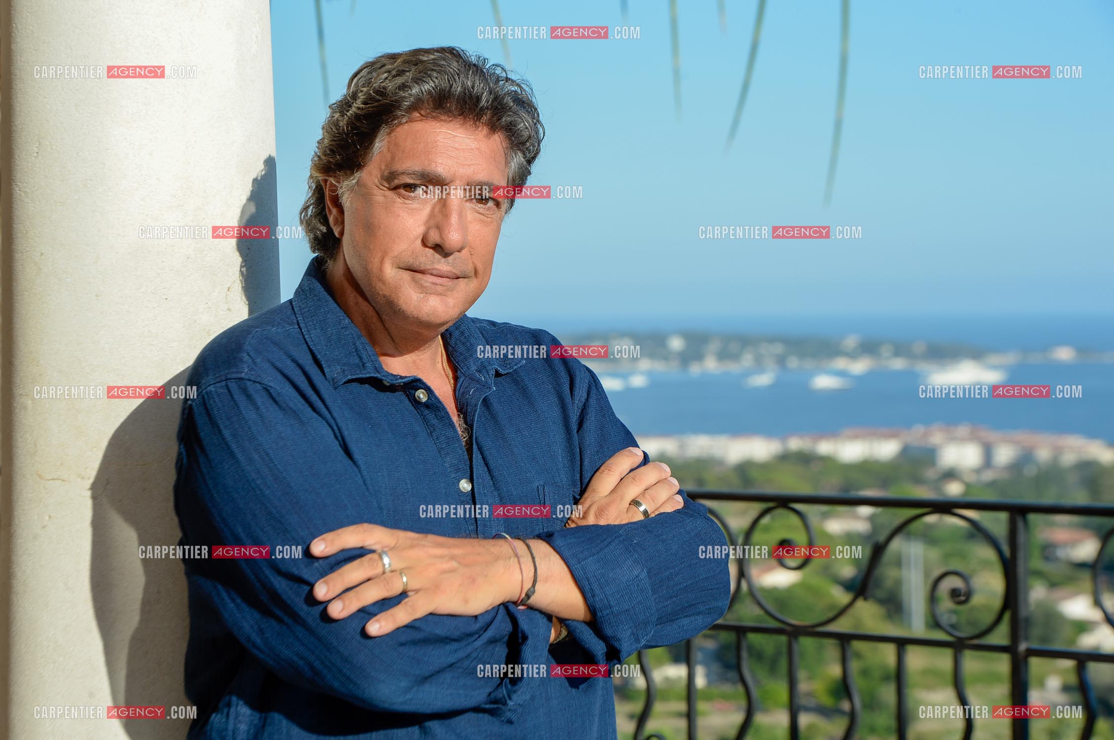 Le chanteur Frédéric François lors de ses vacances dans sa résidence secondaire d'Antibes. ( Exclusif )