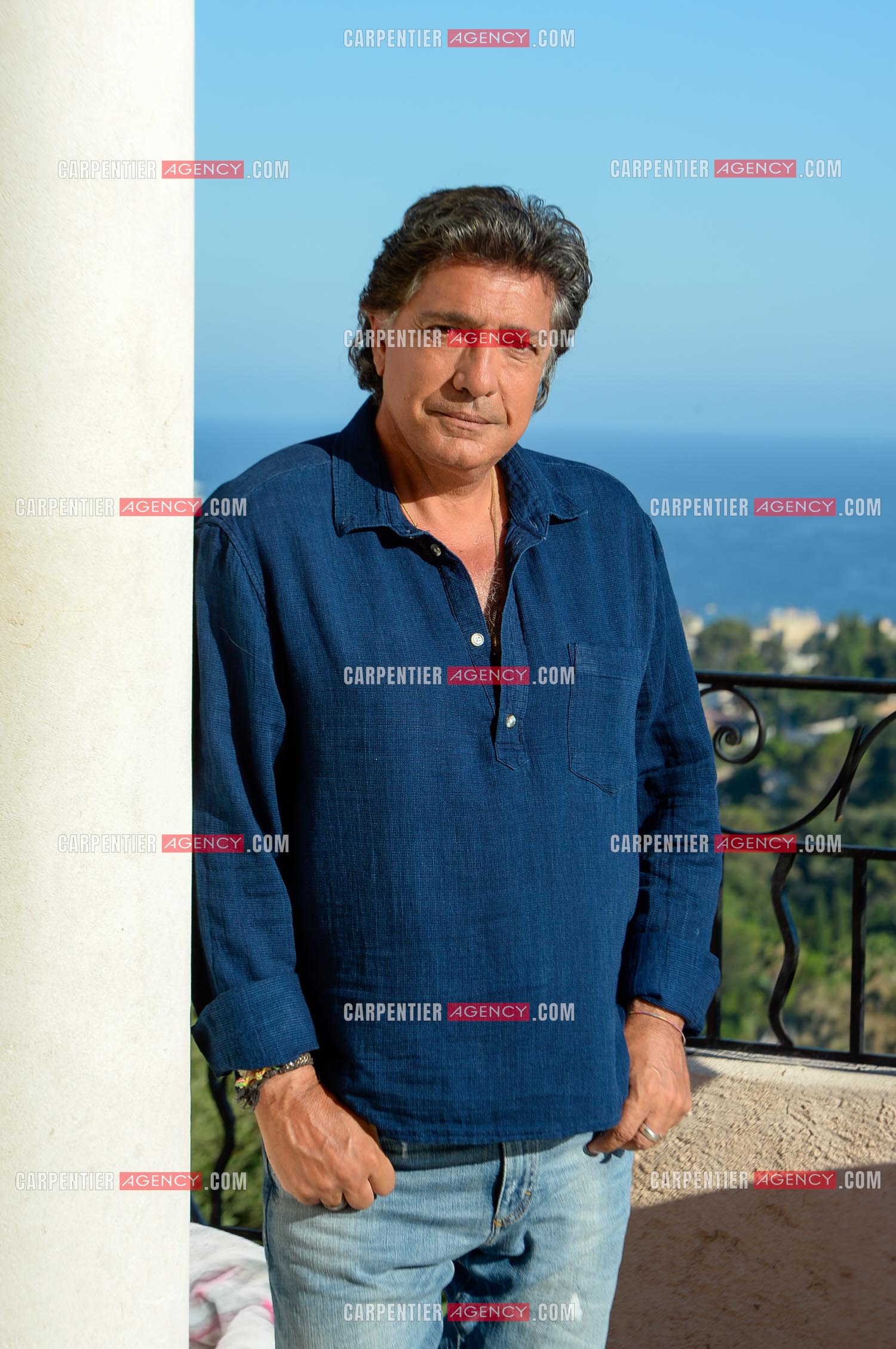 Le chanteur Frédéric François lors de ses vacances dans sa résidence secondaire d'Antibes. ( Exclusif )