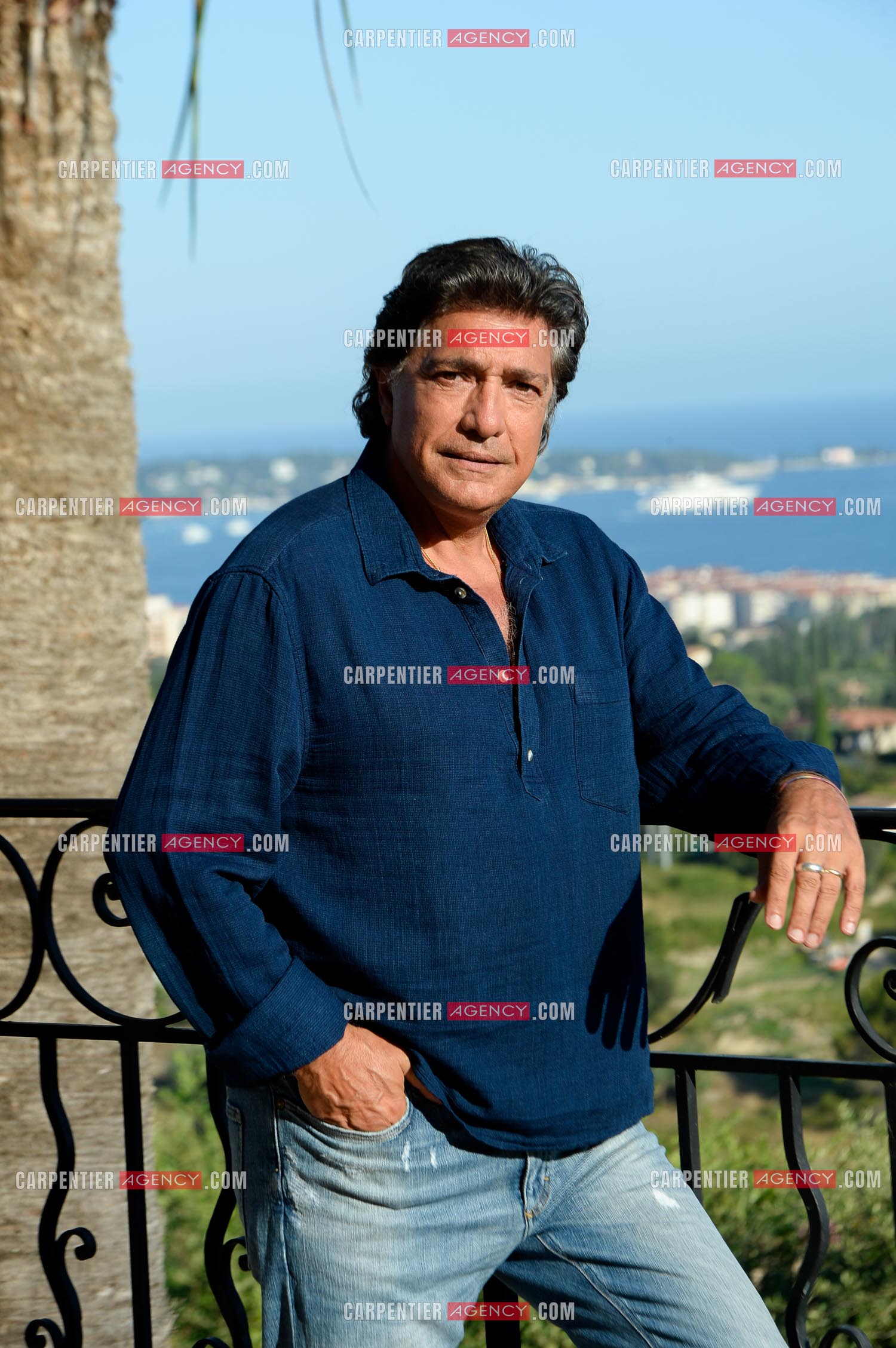 Le chanteur Frédéric François lors de ses vacances dans sa résidence secondaire d'Antibes. ( Exclusif )