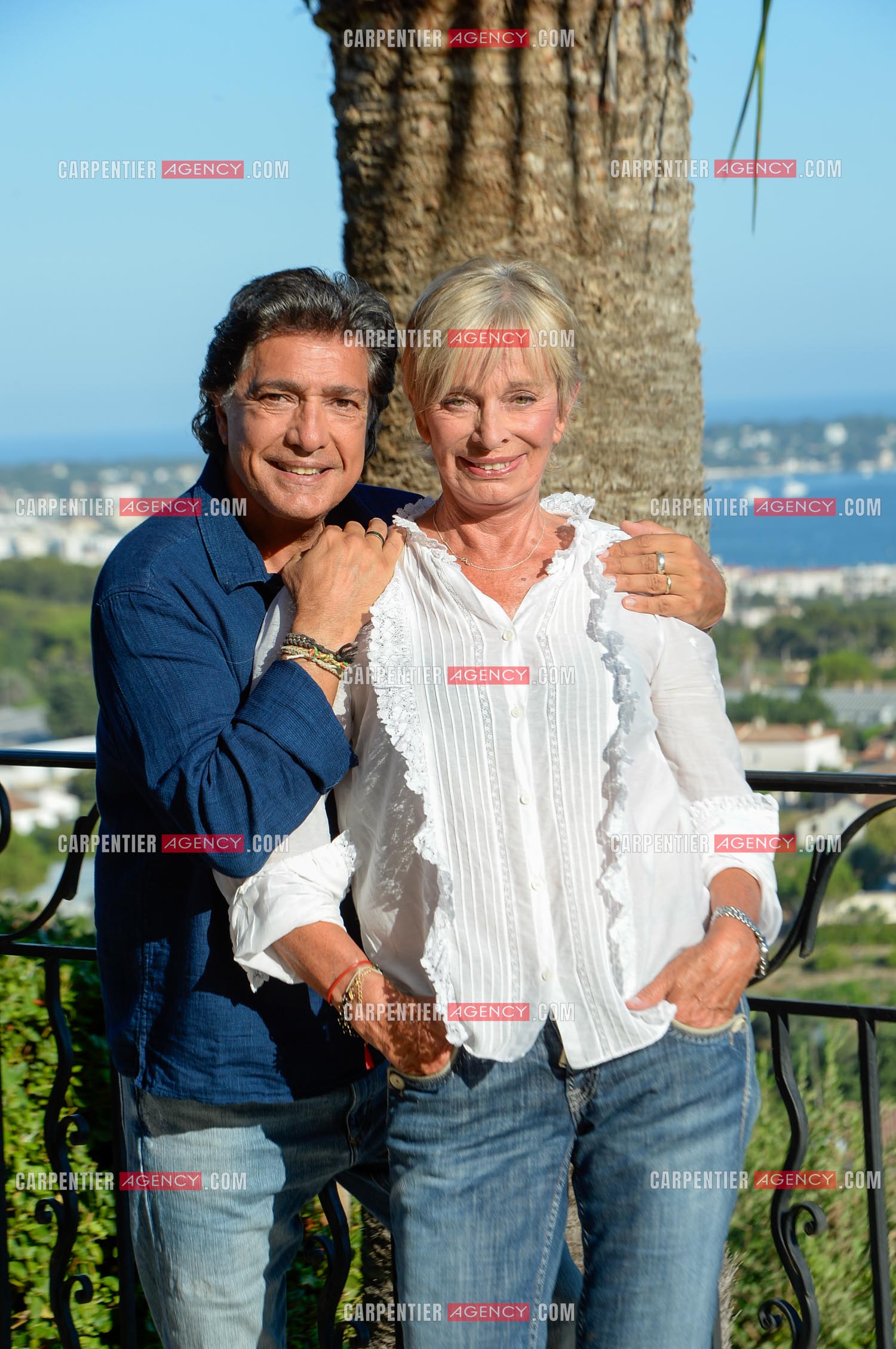 Le chanteur Frédéric François et sa femme Monique lors de leurs  vacances dans leur résidence secondaire d'Antibes. ( Exclusif )