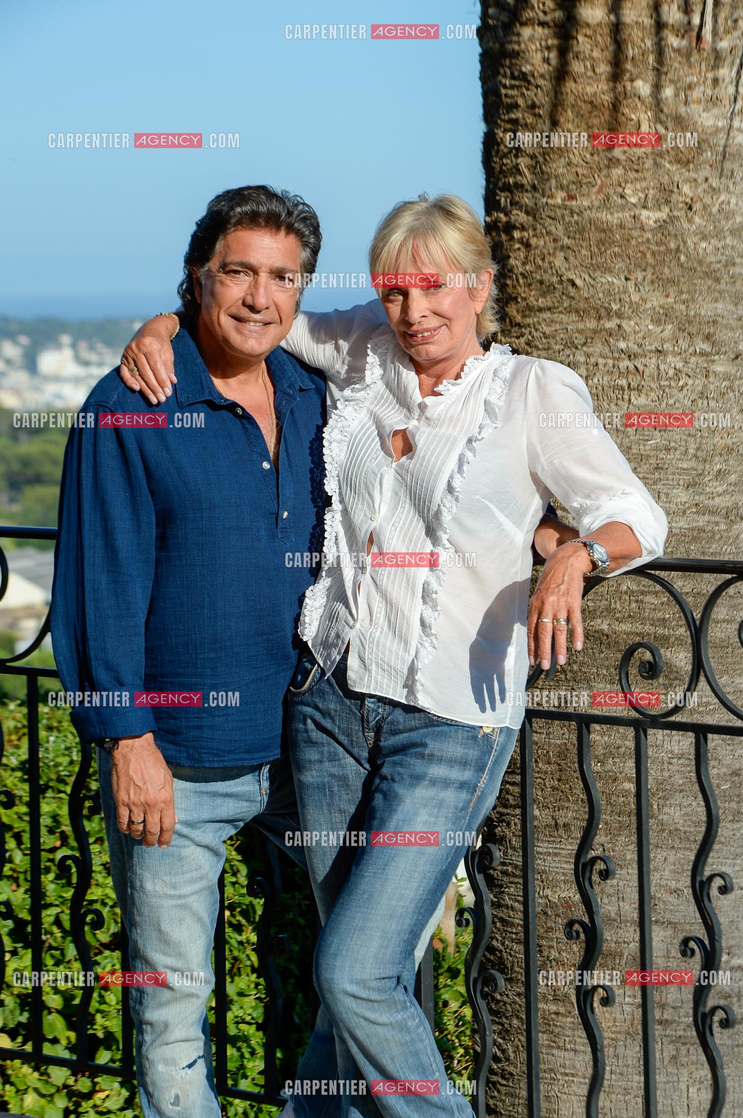 Le chanteur Frédéric François et sa femme Monique lors de leurs  vacances dans leur résidence secondaire d'Antibes. ( Exclusif )