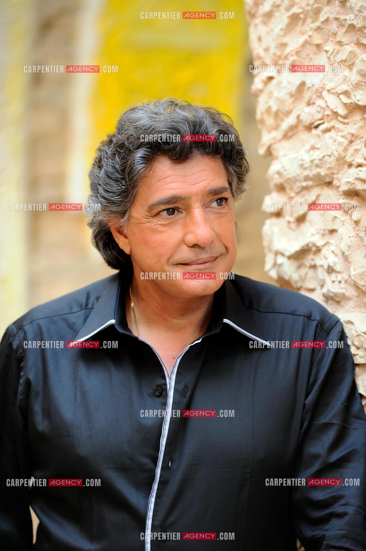 Portrait du chanteur Frédéric François.  ( Exclusif )