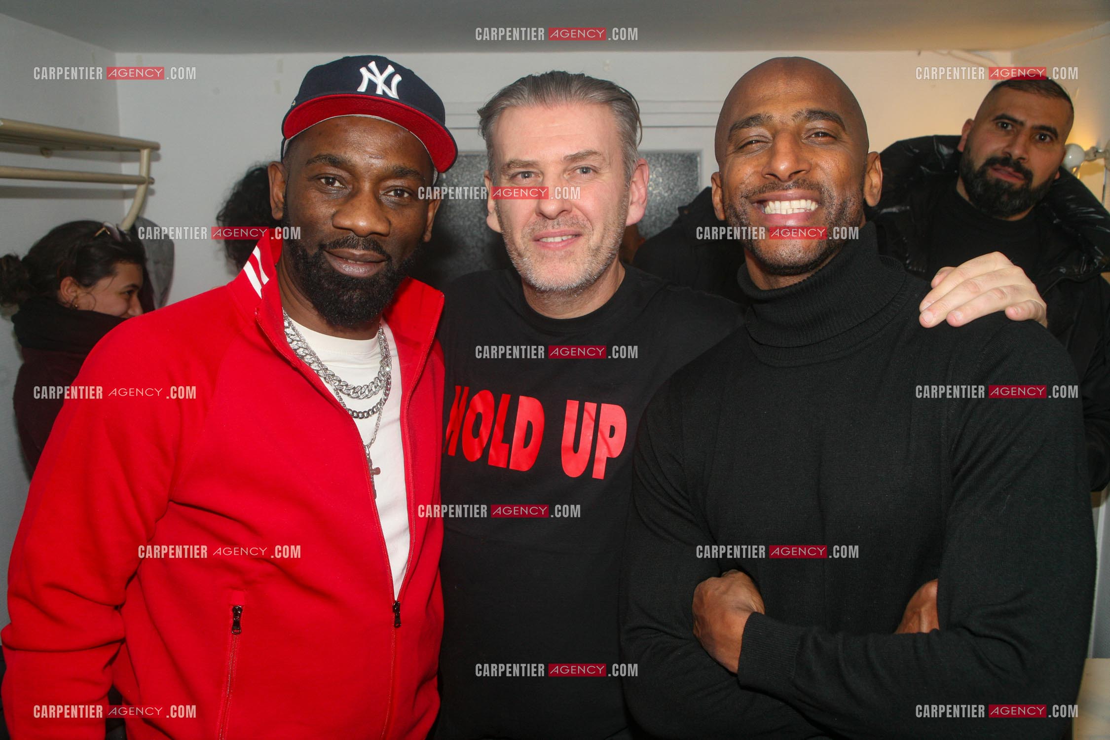 Première de la comédie musicale “ HOLD UP “ inspirée de la vie de David Desclos au Théâtre du Gymnase Marie Bell à Paris le 19 janvier 2024. Les artistes principaux:  David Desclos, Stomy Bugsy, Passi, Calbo Arsenik, Emma Zimerman, Dans les loges, le rappeur Passi, David Desclos et Stomy Bugsy.                               ( Exclusif )