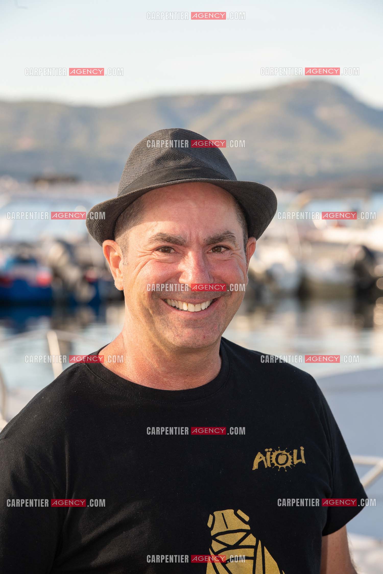 L'humoriste Yves Pujol en concert avec son groupe AIOLI dans le Var.       ( Exclusif )