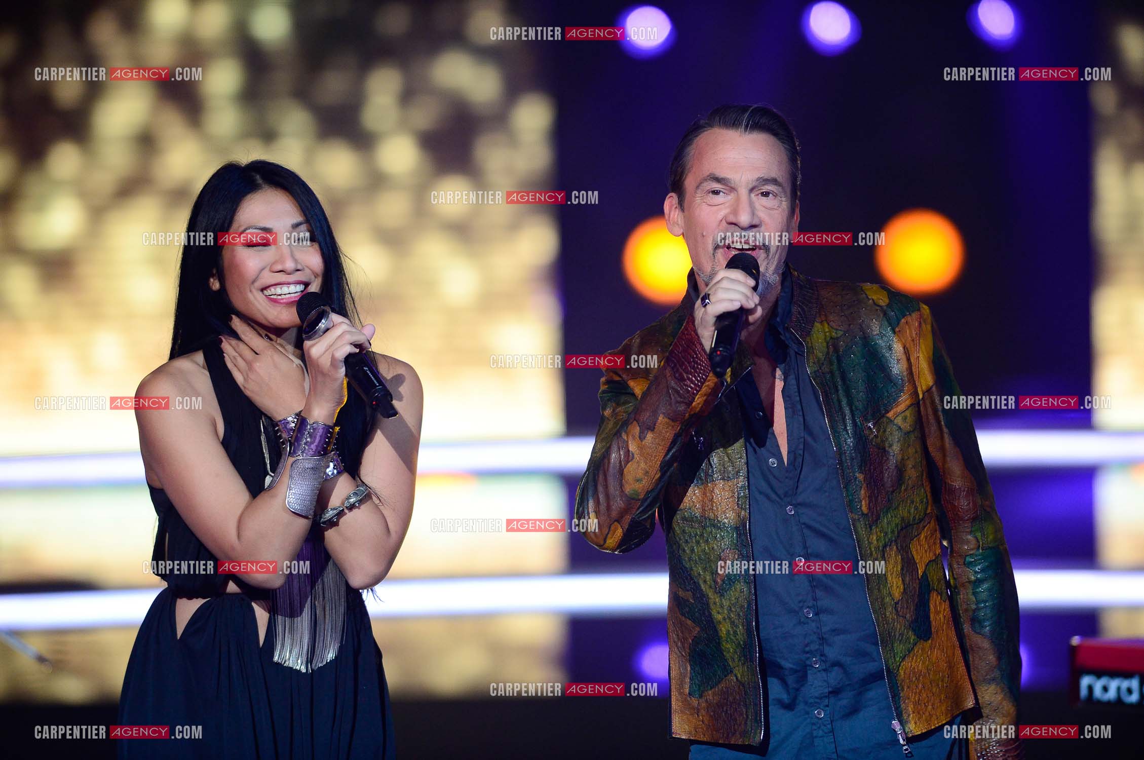 Saison 5 de l'émission The Voice en 2016. La chanteuse Angunn invitée de l'émission pour un duo avec le coach Florent Pagny.     ( Exclusif )