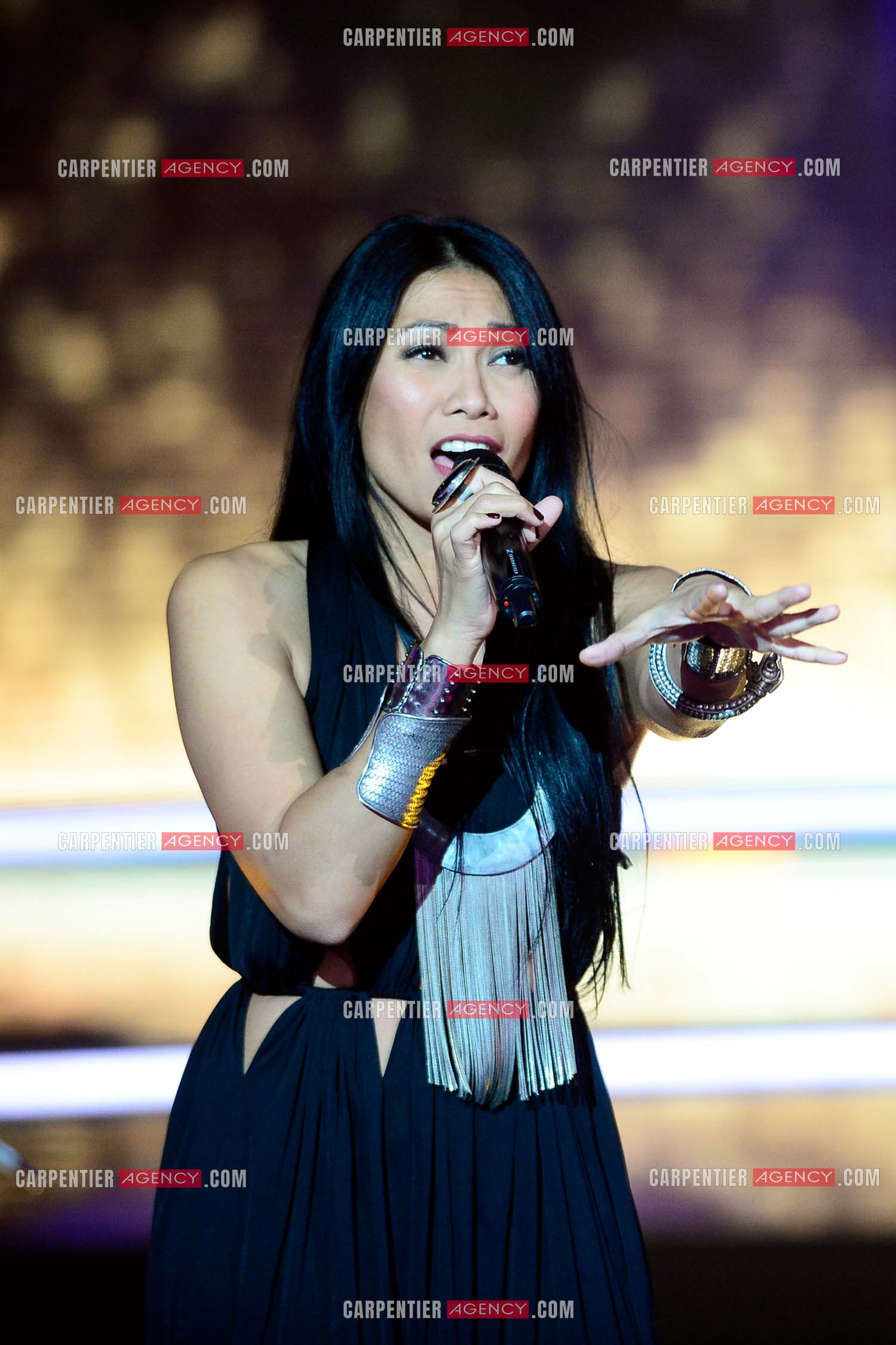 Saison 5 de l'émission The Voice en 2016. La chanteuse Angunn invitée de l'émission.     ( Exclusif )