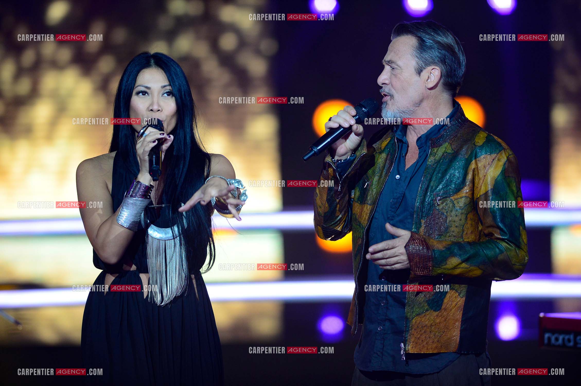 Saison 5 de l'émission The Voice en 2016. La chanteuse Angunn invitée de l'émission pour un duo avec le coach Florent Pagny.     ( Exclusif )