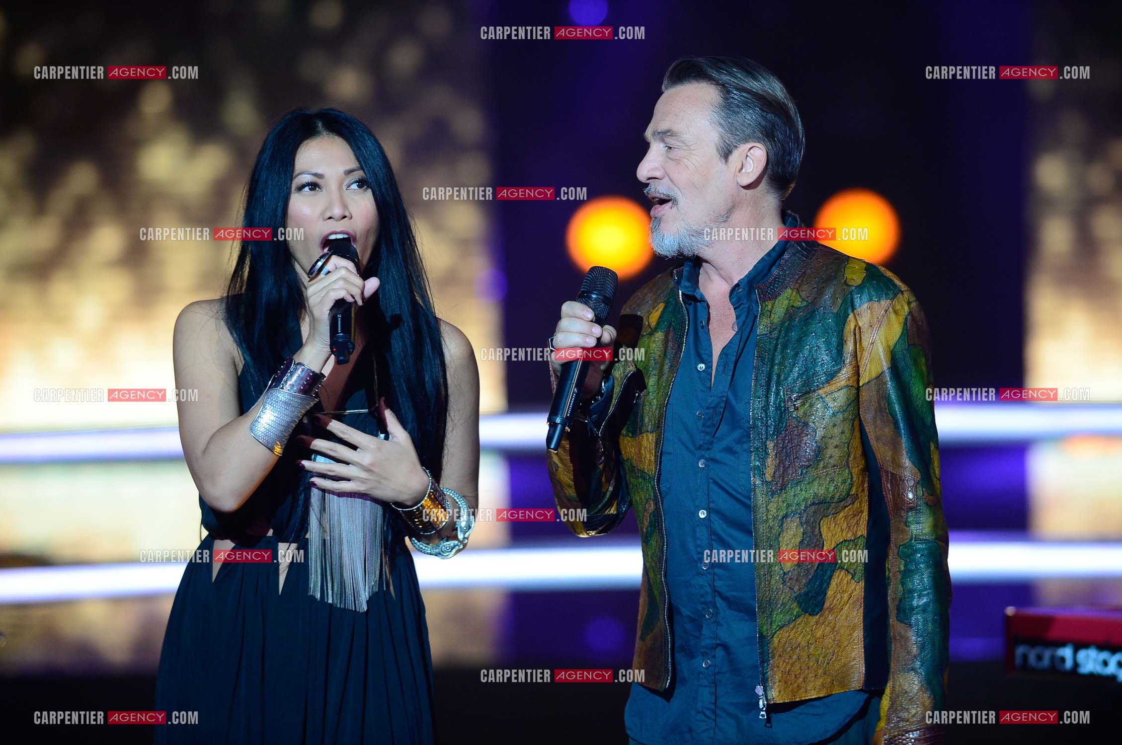 Saison 5 de l'émission The Voice en 2016. La chanteuse Angunn invitée de l'émission pour un duo avec le coach Florent Pagny.     ( Exclusif )